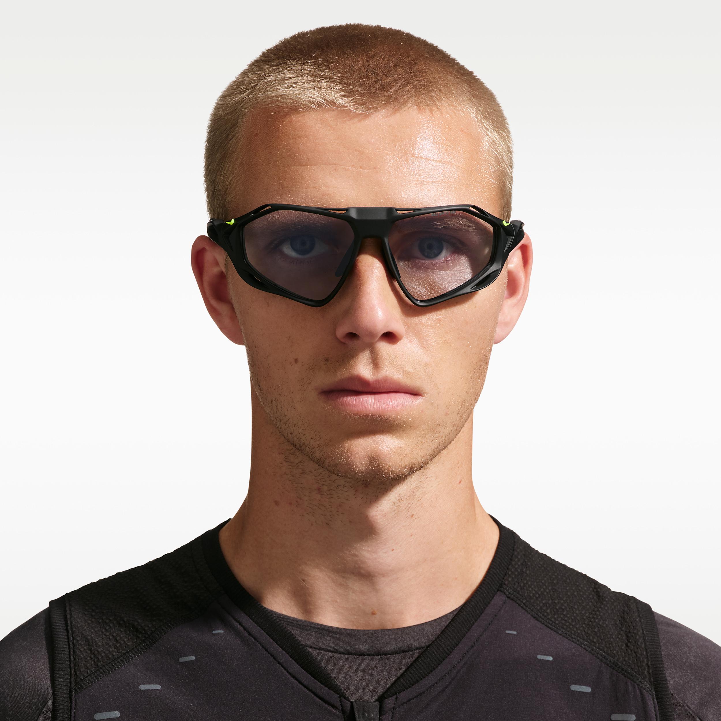 Nike Unisex Zeus Rise Photochromic Sunglasses by NIKE Nike Unisex Zeus Rise Photochromic Sunglasses by NIKE