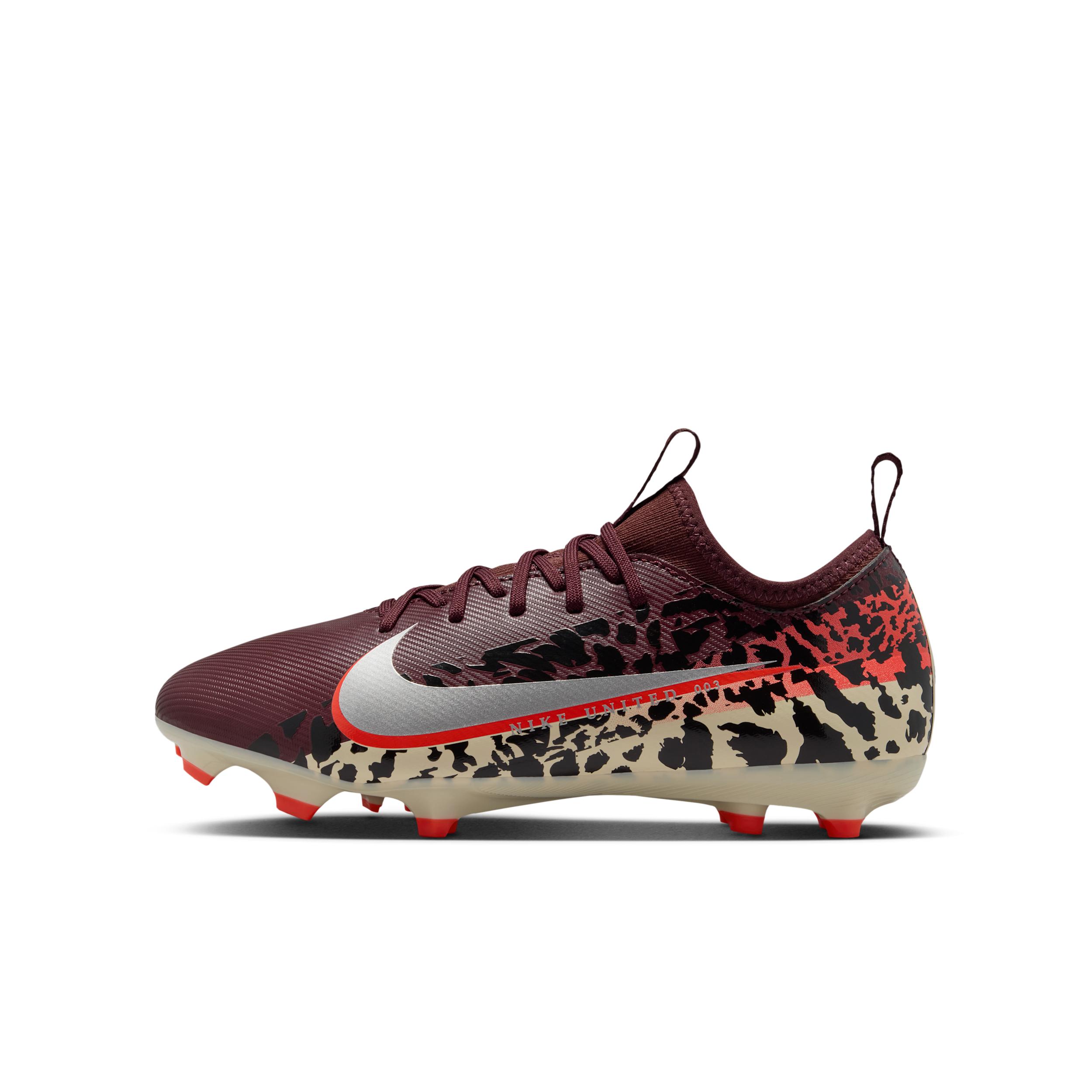 Nike United Jr. Mercurial Vapor 16 Academy Big Kids' Multi-Ground Low-Top Soccer Cleats by NIKE
