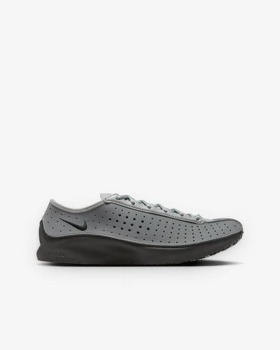 Nike - Women's DSM Air Superfly - (IB1403-001) by NIKE