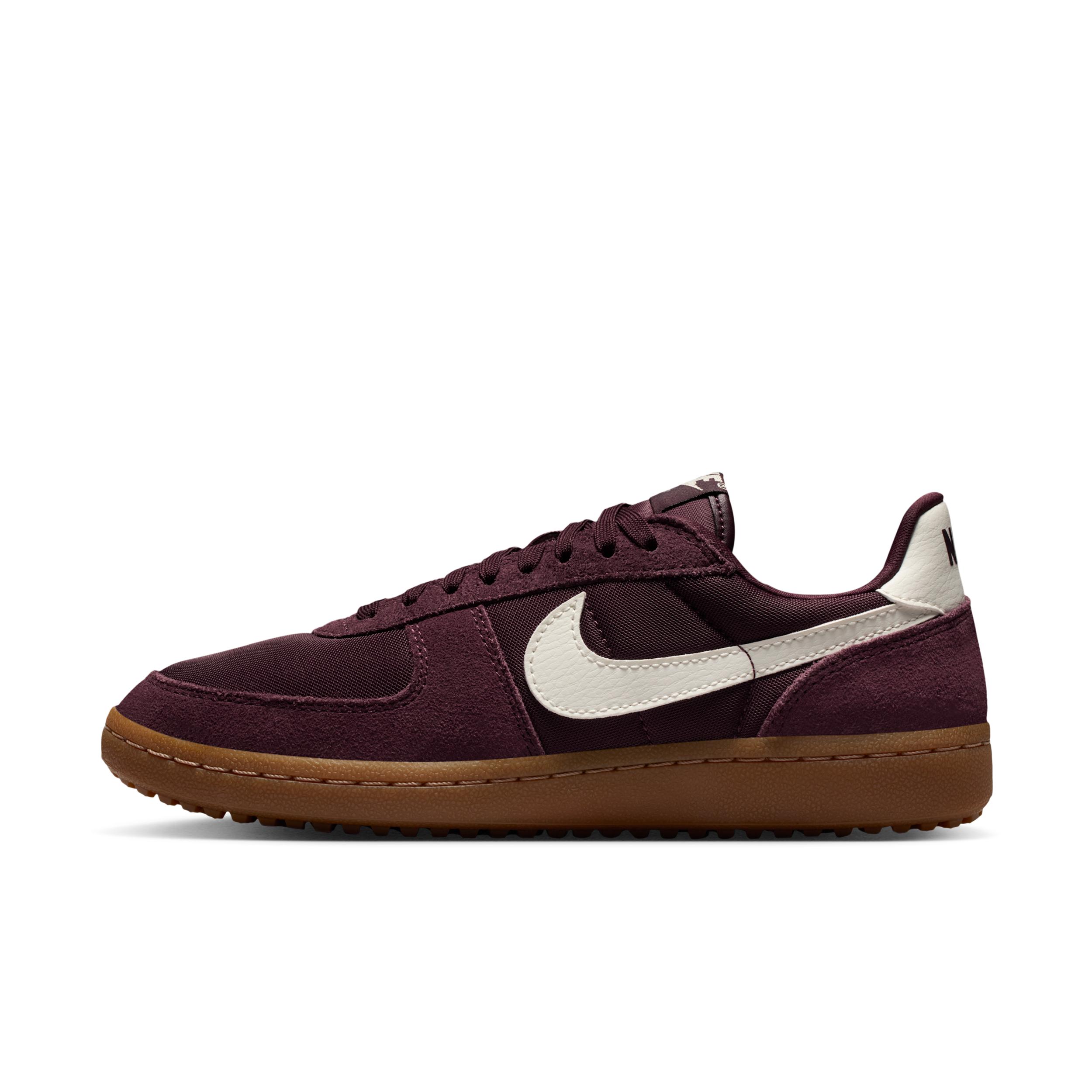 Nike Women's Field General Shoes by NIKE