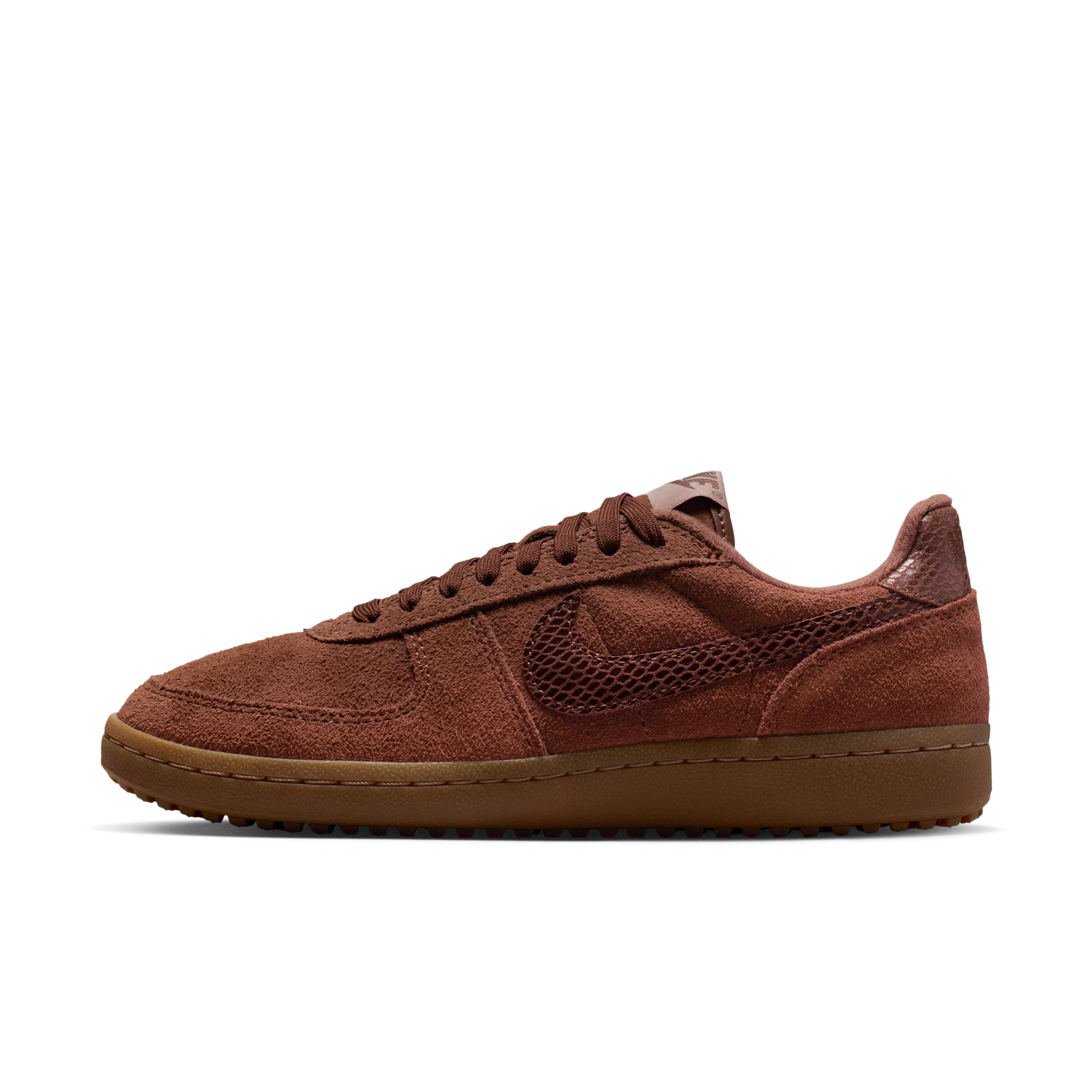 Nike Women's Field General Shoes by NIKE