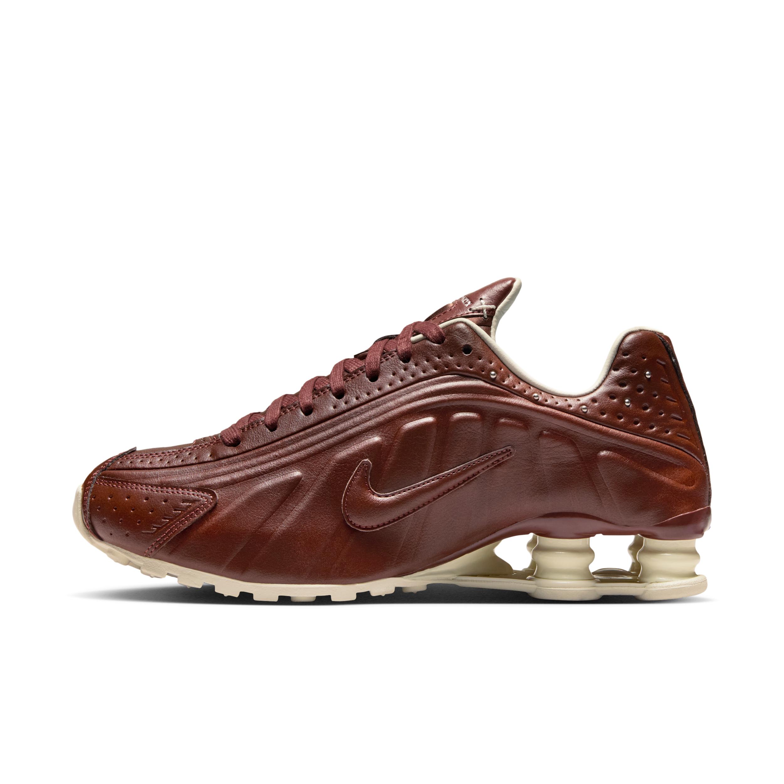Nike Women's Shox R4 Shoes by NIKE