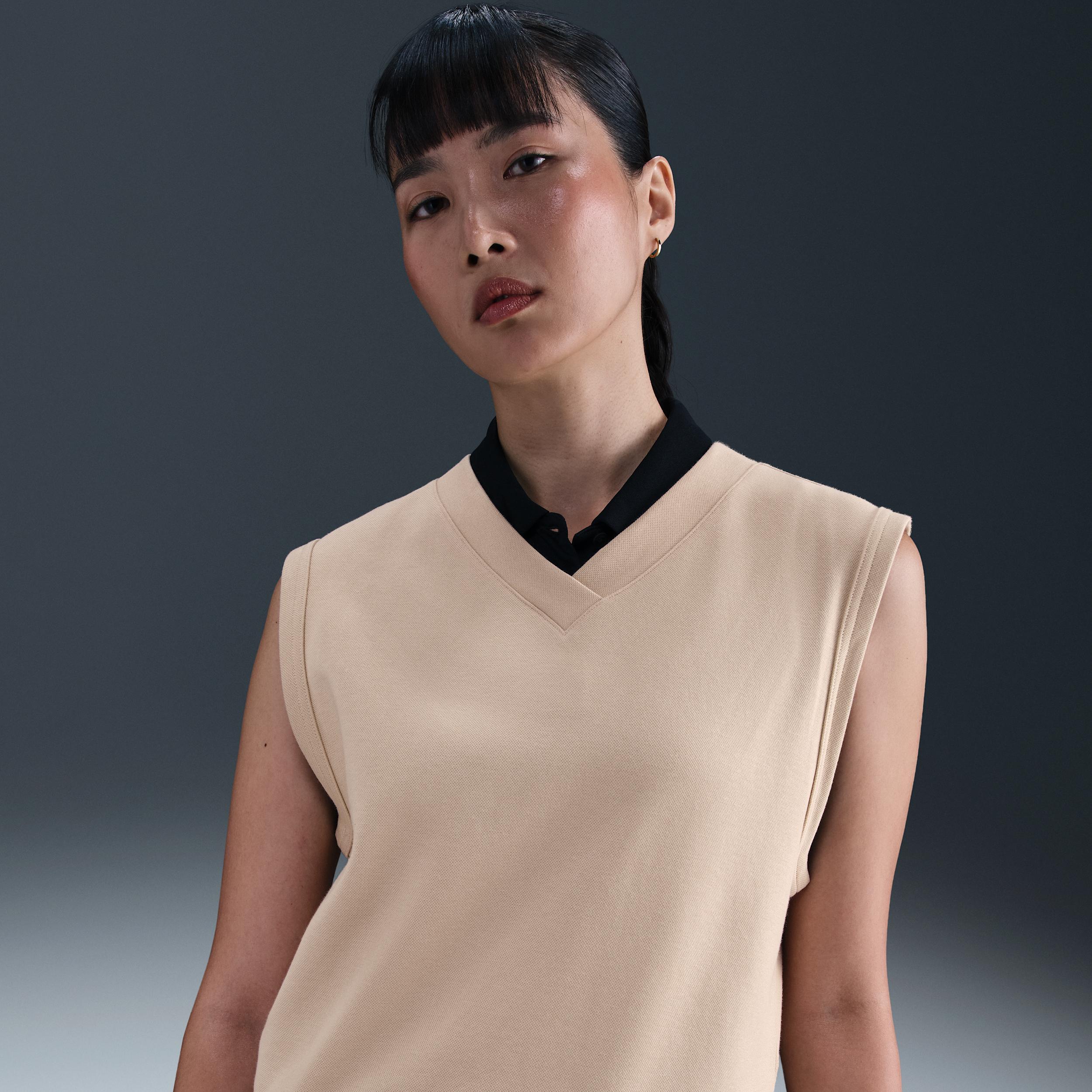 Nike Women's V-Neck Golf Vest by NIKE