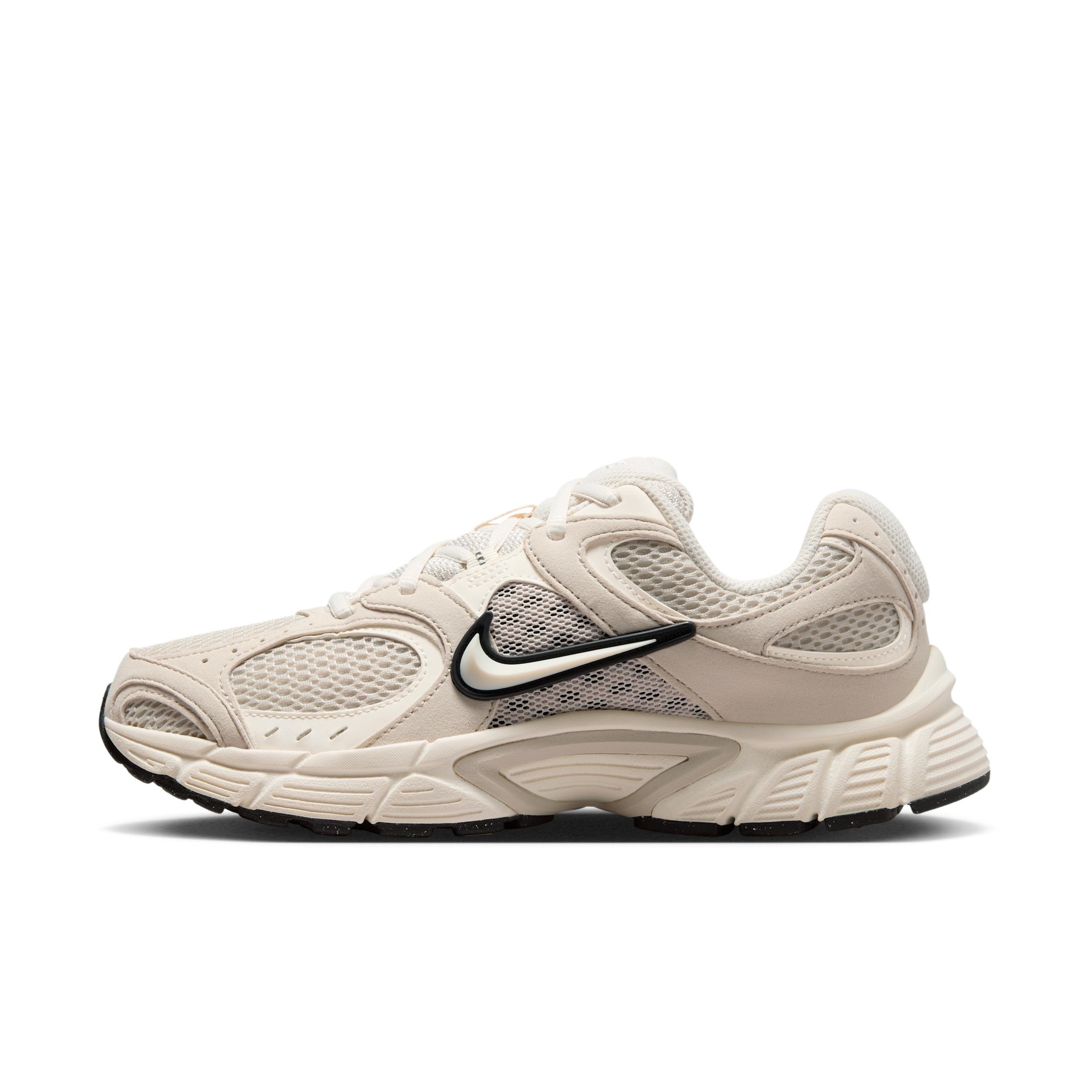 Nike Women's V5 RNR Shoes by NIKE
