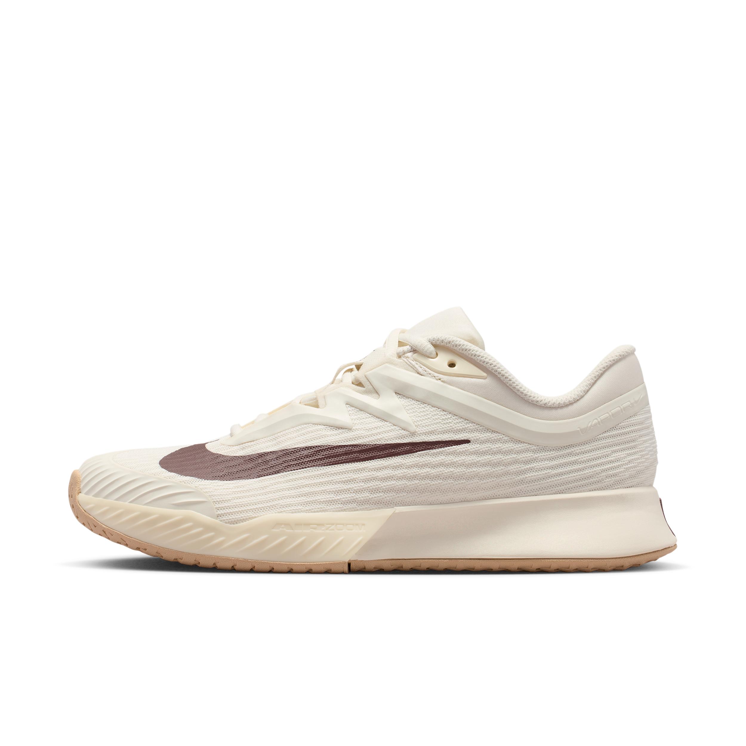 Nike Women's Vapor Pro 3 Hard Court Tennis Shoes by NIKE