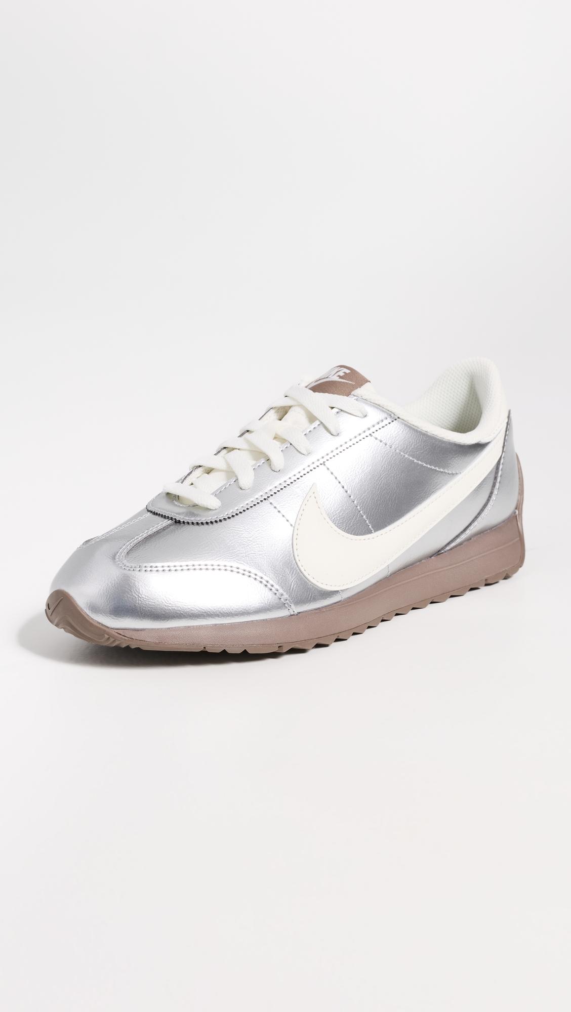 Pacific Sneakers by NIKE