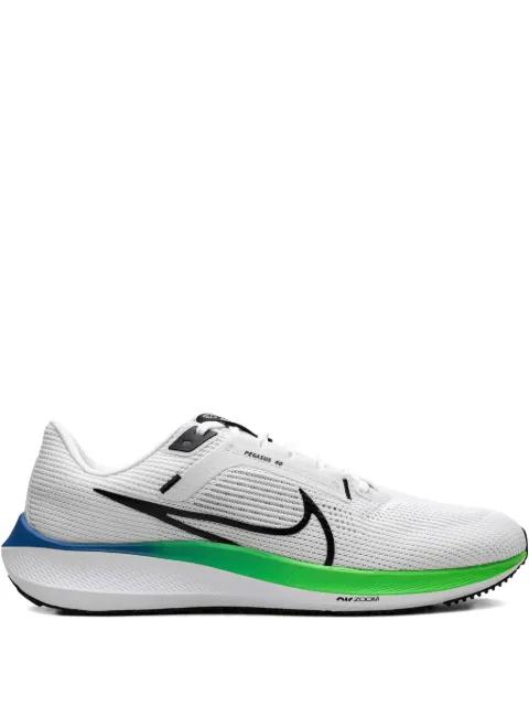 Pegasus 40 "Platinum Tint/Green Strike" sneakers by NIKE