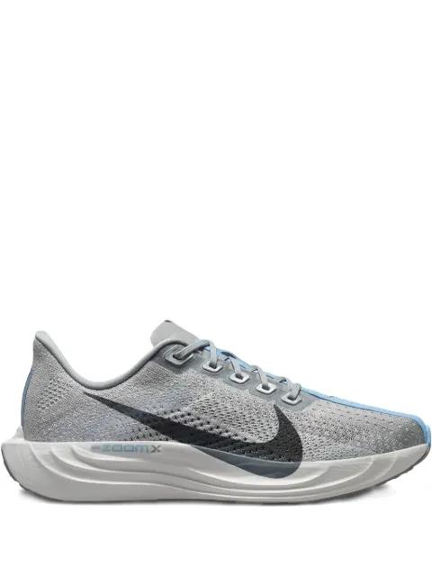Pegasus Plus road running sneakers by NIKE