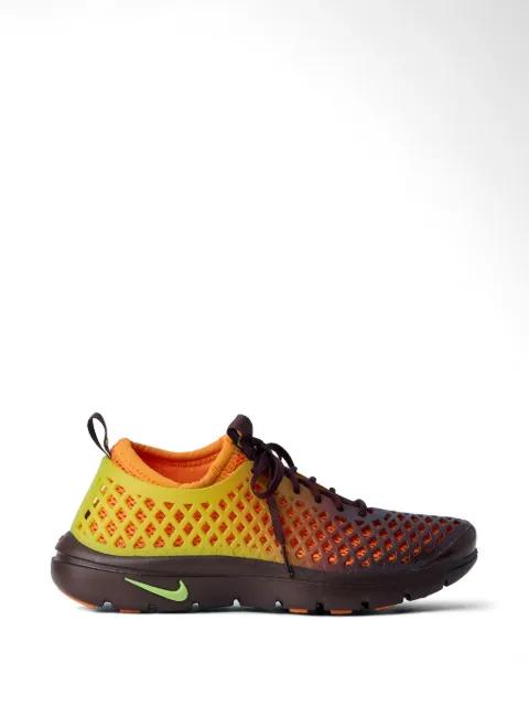 Rejuven8 Run sneakers by NIKE