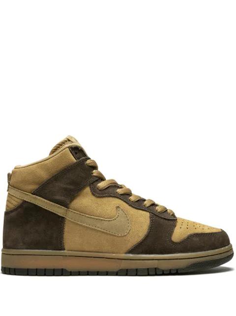 SB Dunk High Pro "Brown Pack - Maple" sneakers by NIKE