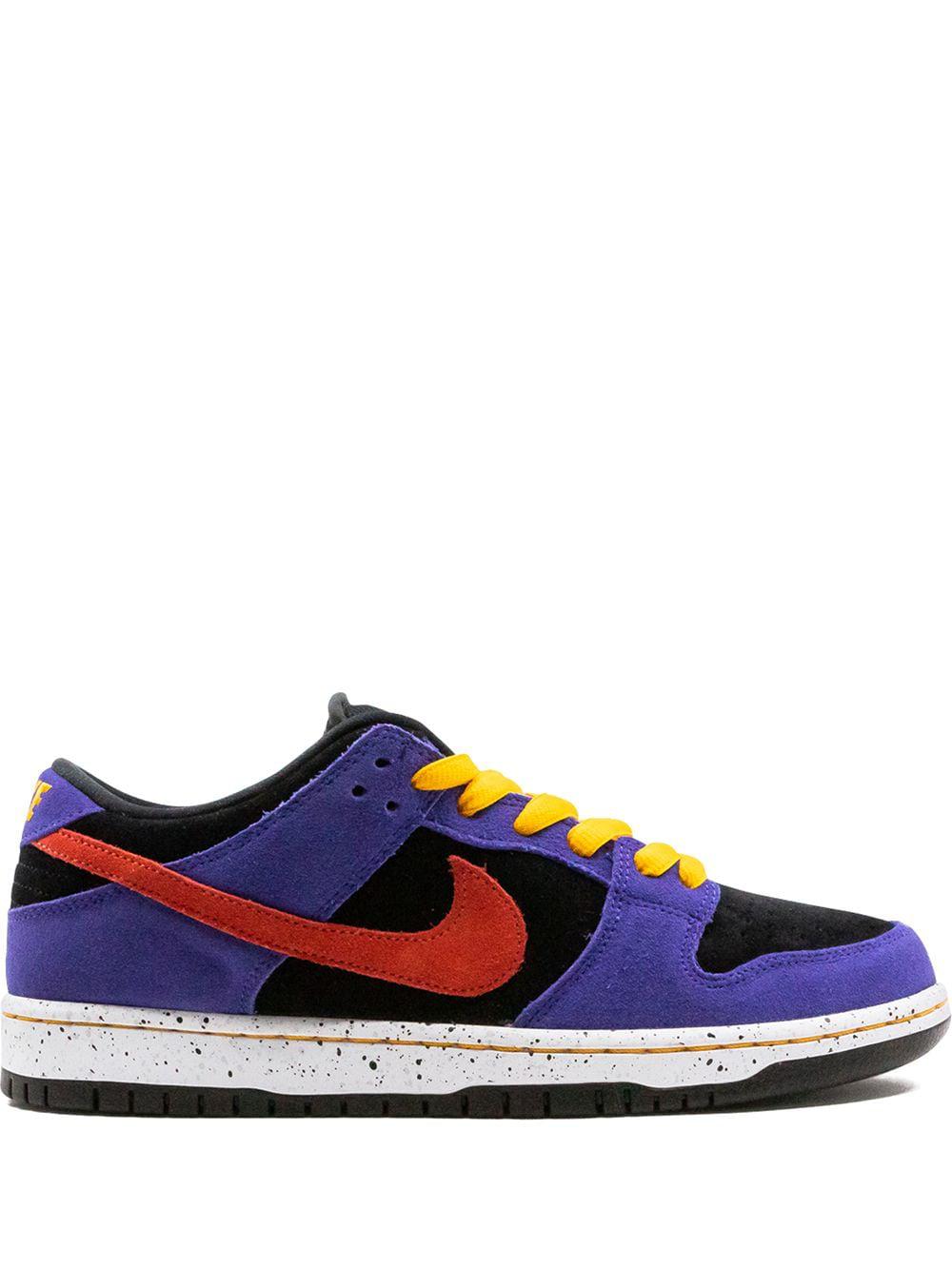 SB Dunk Low "ACG Terra" sneakers by NIKE