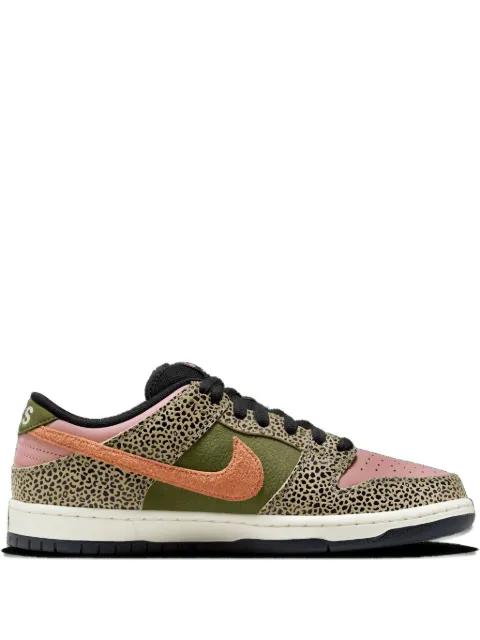 SB Dunk Low "Arts-Rec" sneakers by NIKE