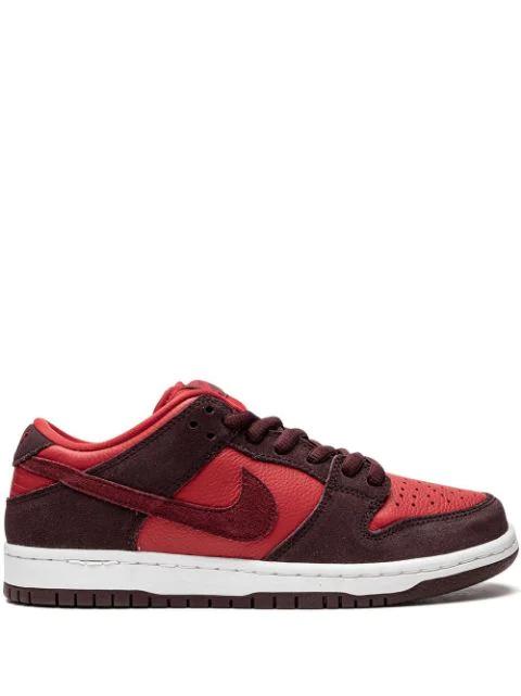 SB Dunk Low "Cherry" sneakers by NIKE