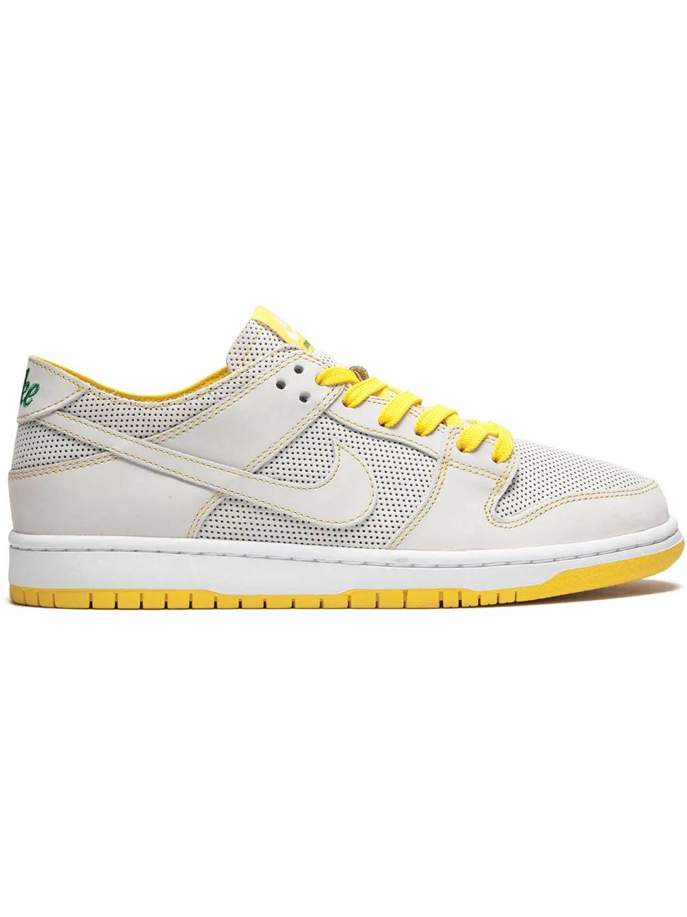 SB Zoom Dunk Low Pro Decon QS sneakers by NIKE