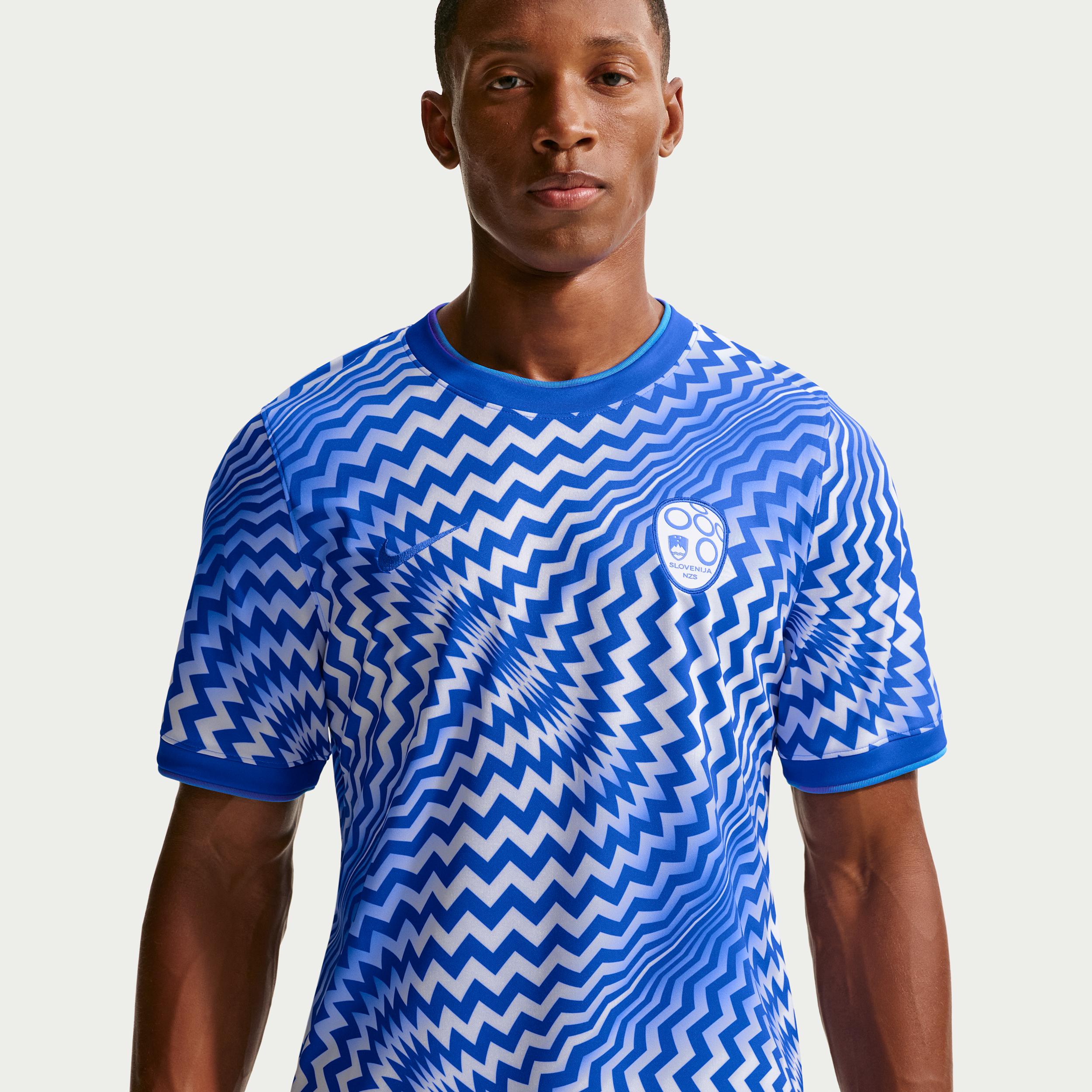 Slovenia Nike Men's Dri-FIT Soccer Pre-Match Short-Sleeve Top by NIKE