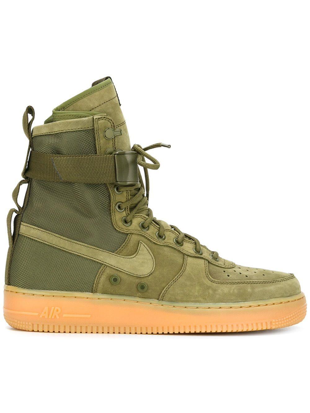 'Special Field Air Force 1' sneakers by NIKE