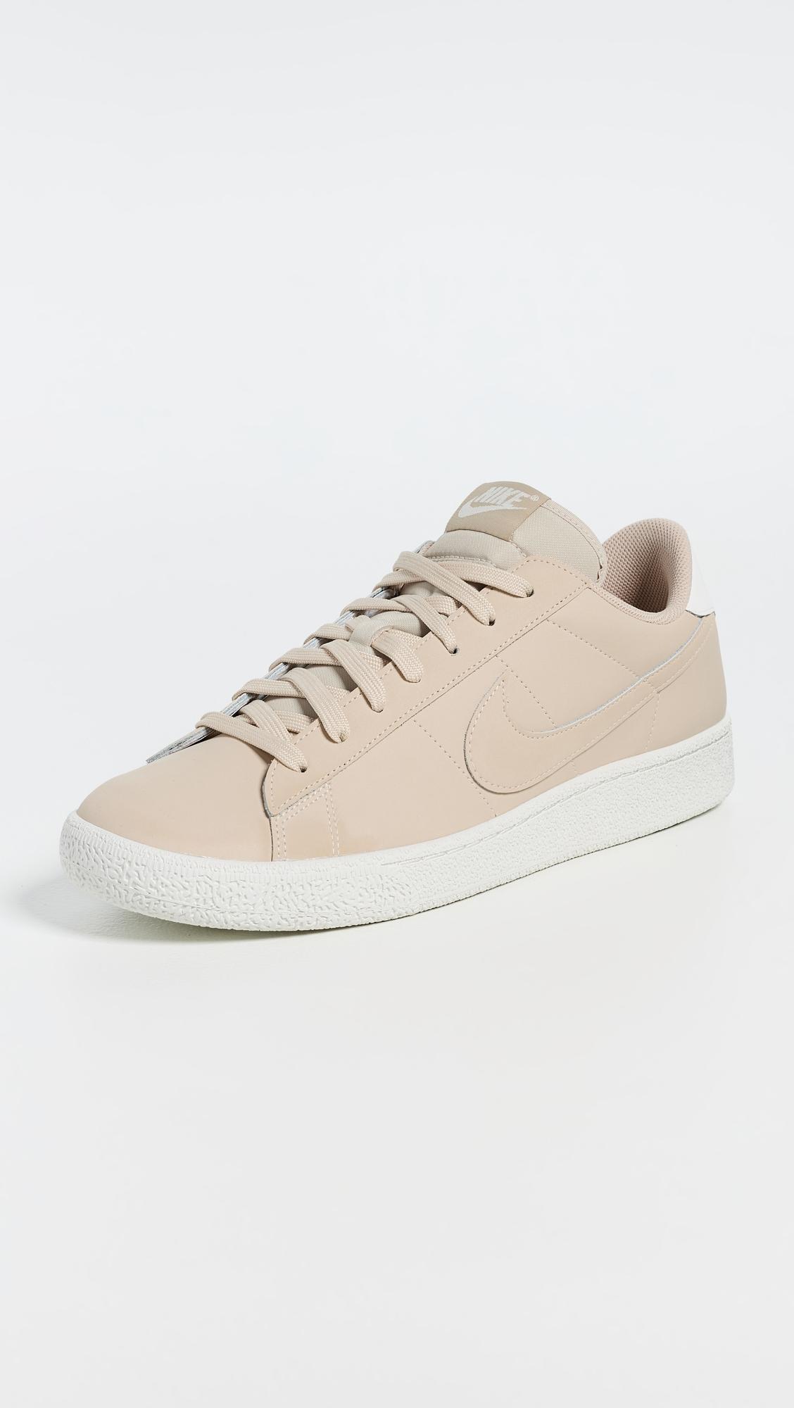 Tennis Classic CS Style Sneakers by NIKE