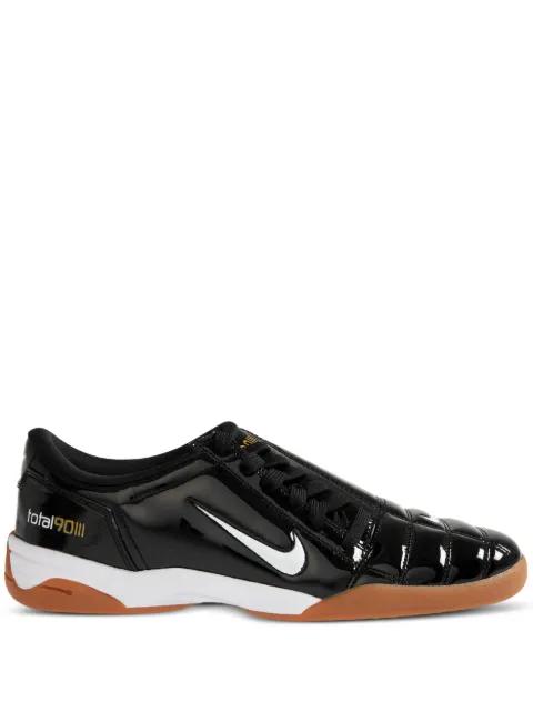 Total 90 sneakers by NIKE