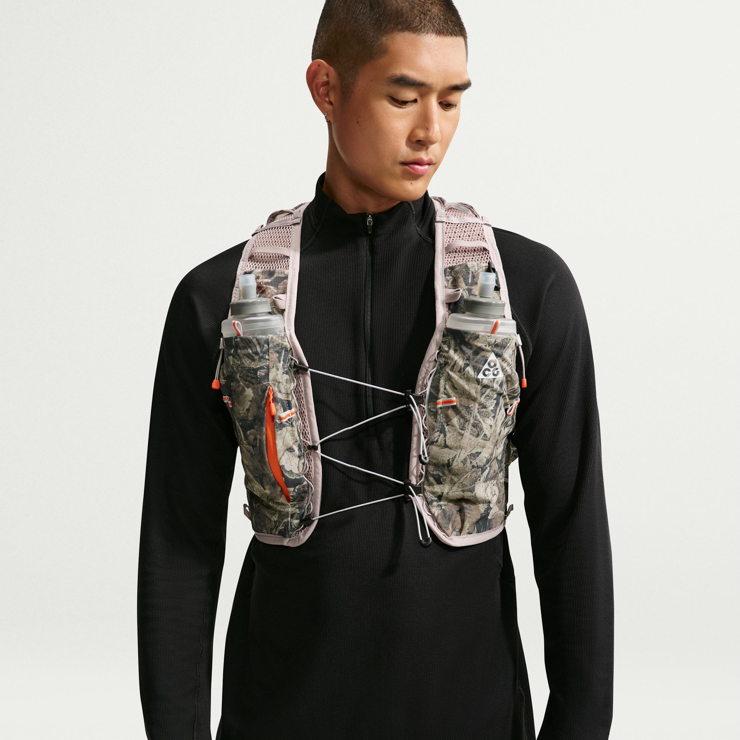Unisex Nike ACG GOAT Running Pack Vest (5L) by NIKE