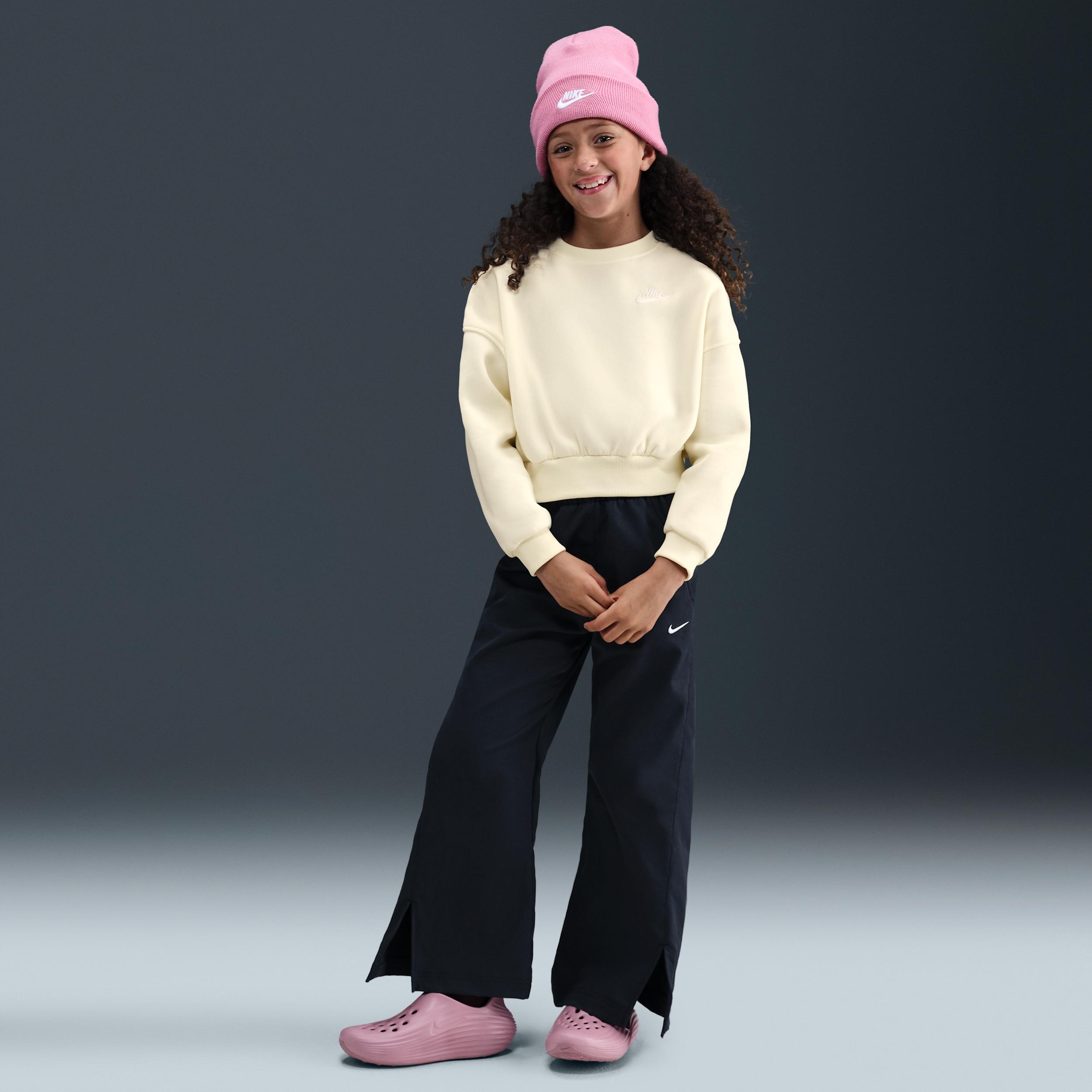 Unisex Nike Sportswear Club Fleece Girls' Boxy Crew-Neck Sweatshirt by NIKE