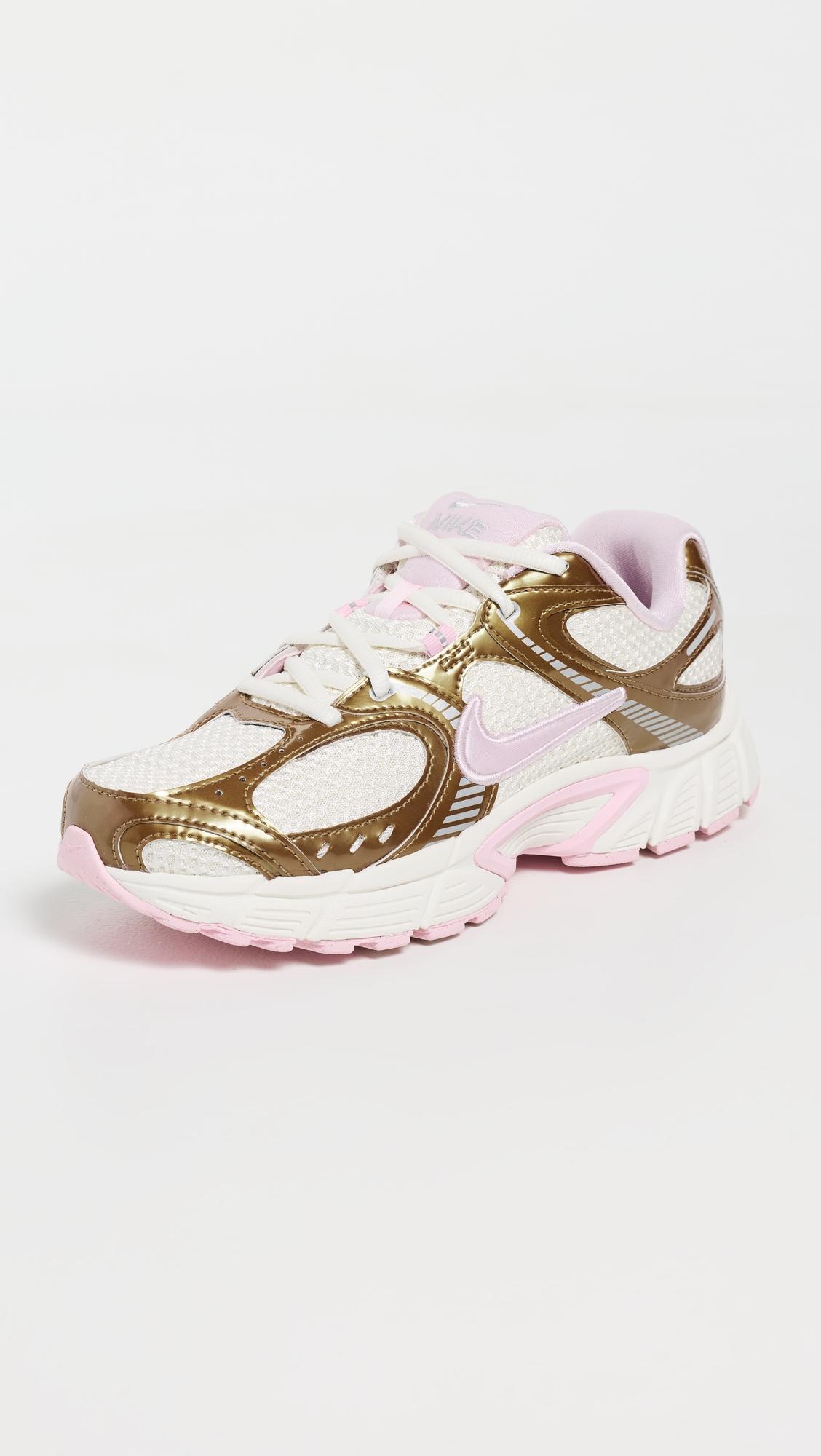 V5 RNR Sneakers by NIKE