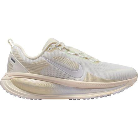 Vomero 18 ESS Running Shoe by NIKE