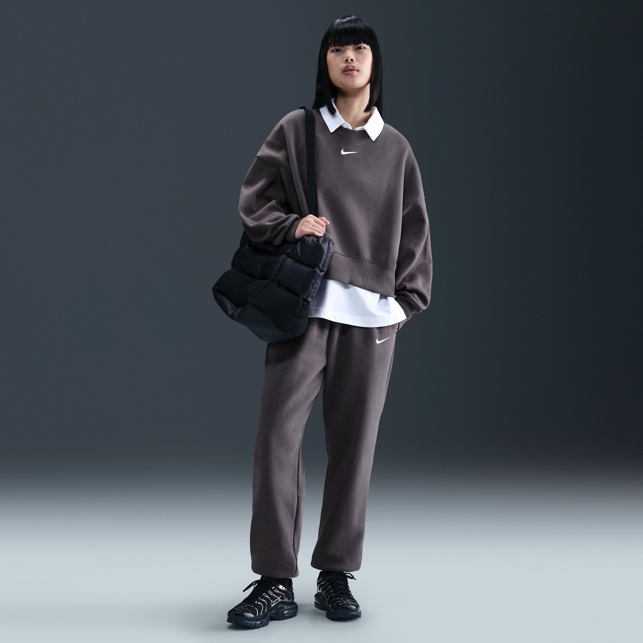 Women's Nike Sportswear Phoenix Fleece High-Waisted Oversized Sweatpants by NIKE