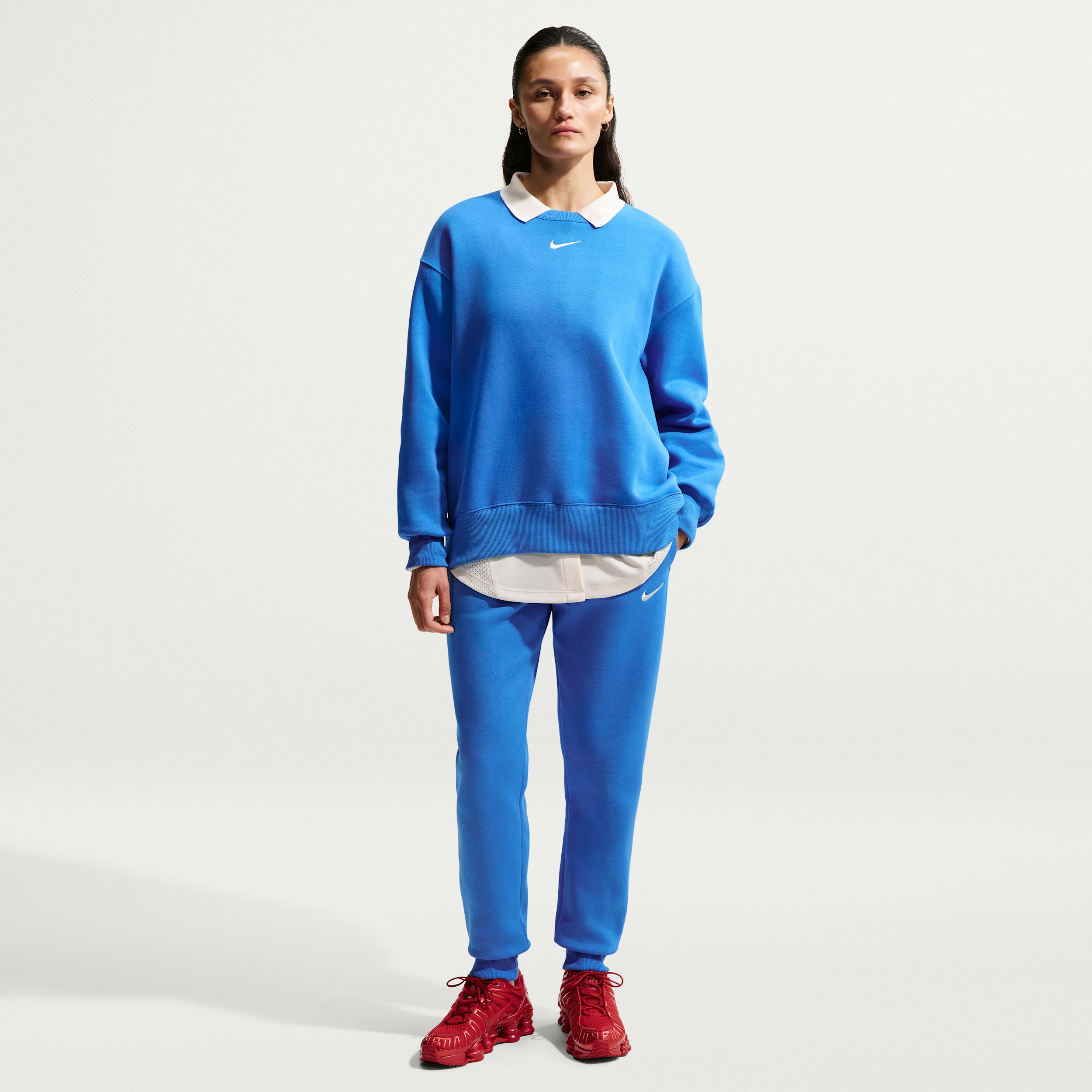 Women's Nike Sportswear Phoenix Fleece Mid-Rise Sweatpants by NIKE