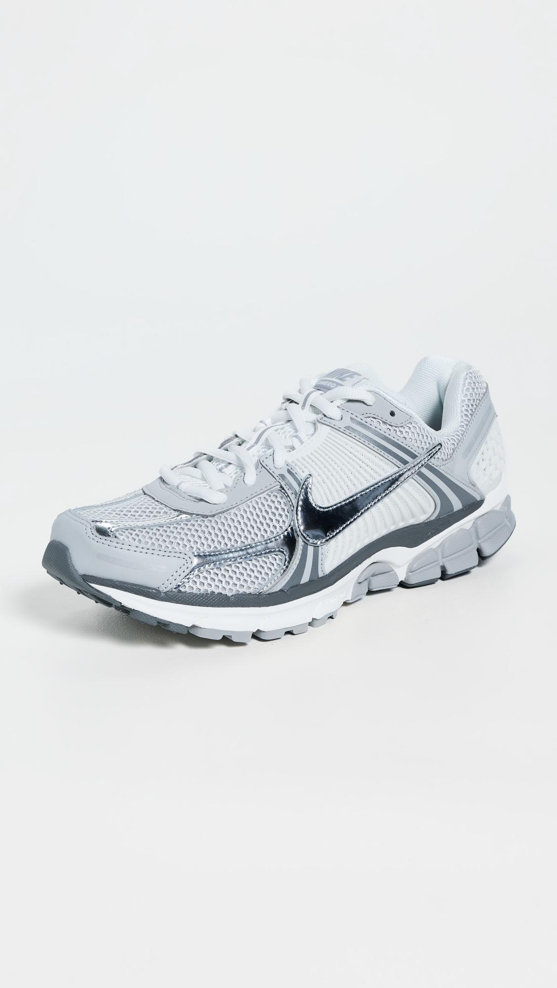 Zoom Vomero 5 Sneakers by NIKE