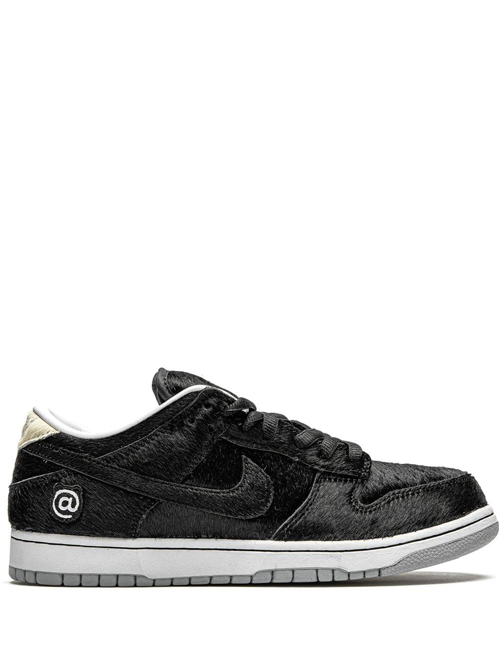 x Medicom Toy SB Dunk Low "BE@RBRICK" sneakers by NIKE