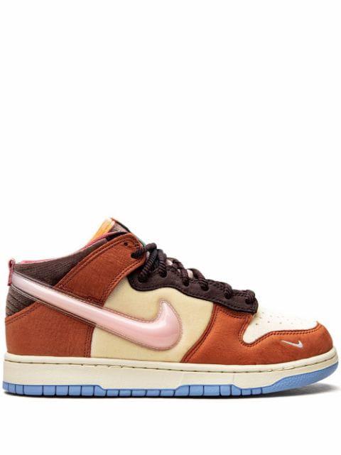 x Social Status Dunk Mid "Chocolate Milk" sneakers by NIKE