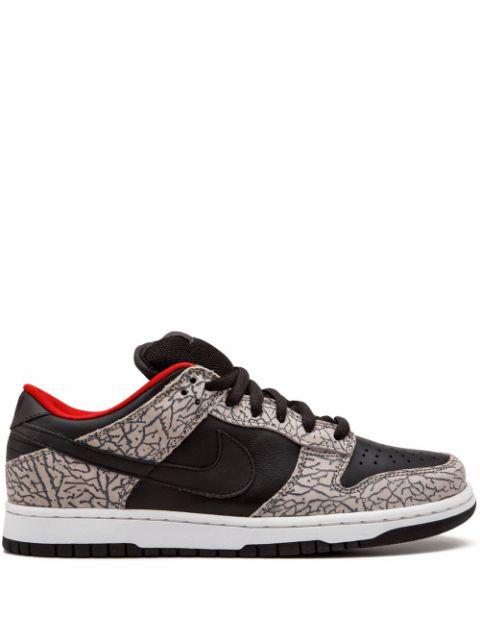 x Supreme SB Dunk Low Pro sneakers by NIKE