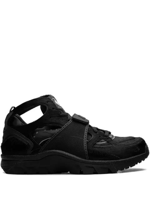 x Trainer Huarache "Black Pony" sneakers by NIKE