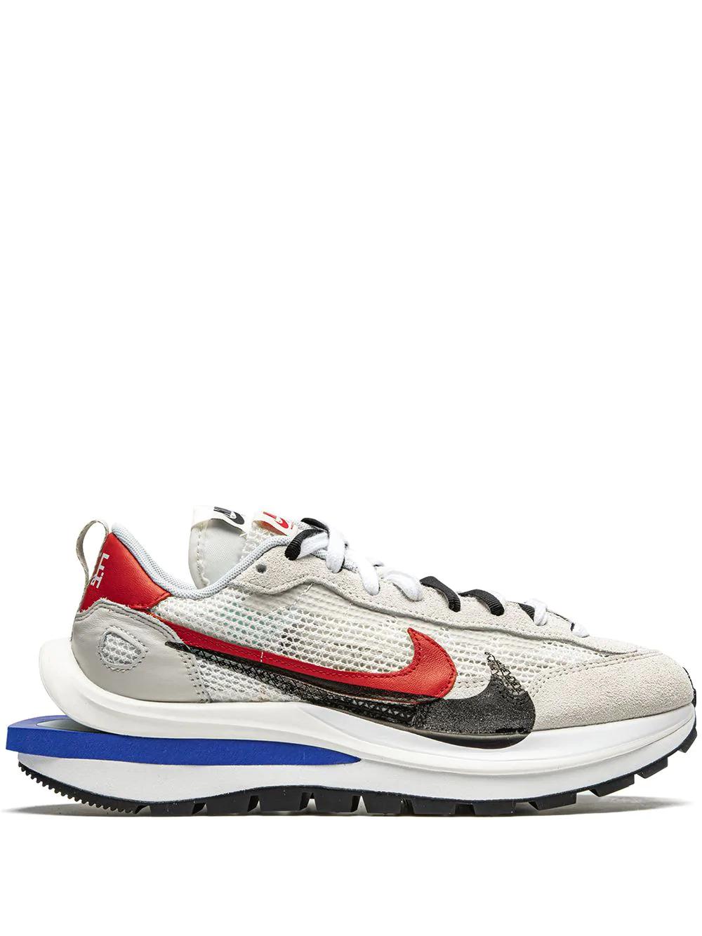 x sacai VaporWaffle "Sport Fuchsia" sneakers by NIKE