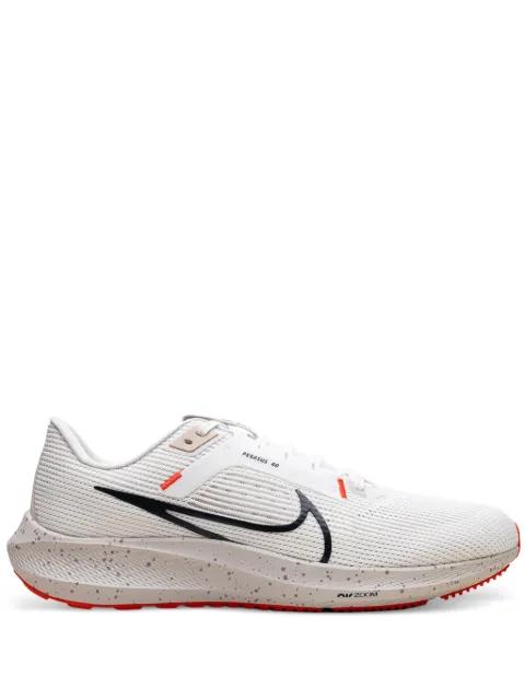 zoom pegasus 40 trainers by NIKE