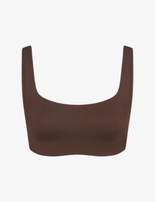 Matte Scoop-Neck Sports Bra by NIKESKIMS