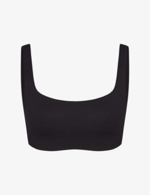 Matte Scoop-Neck Sports Bra by NIKESKIMS