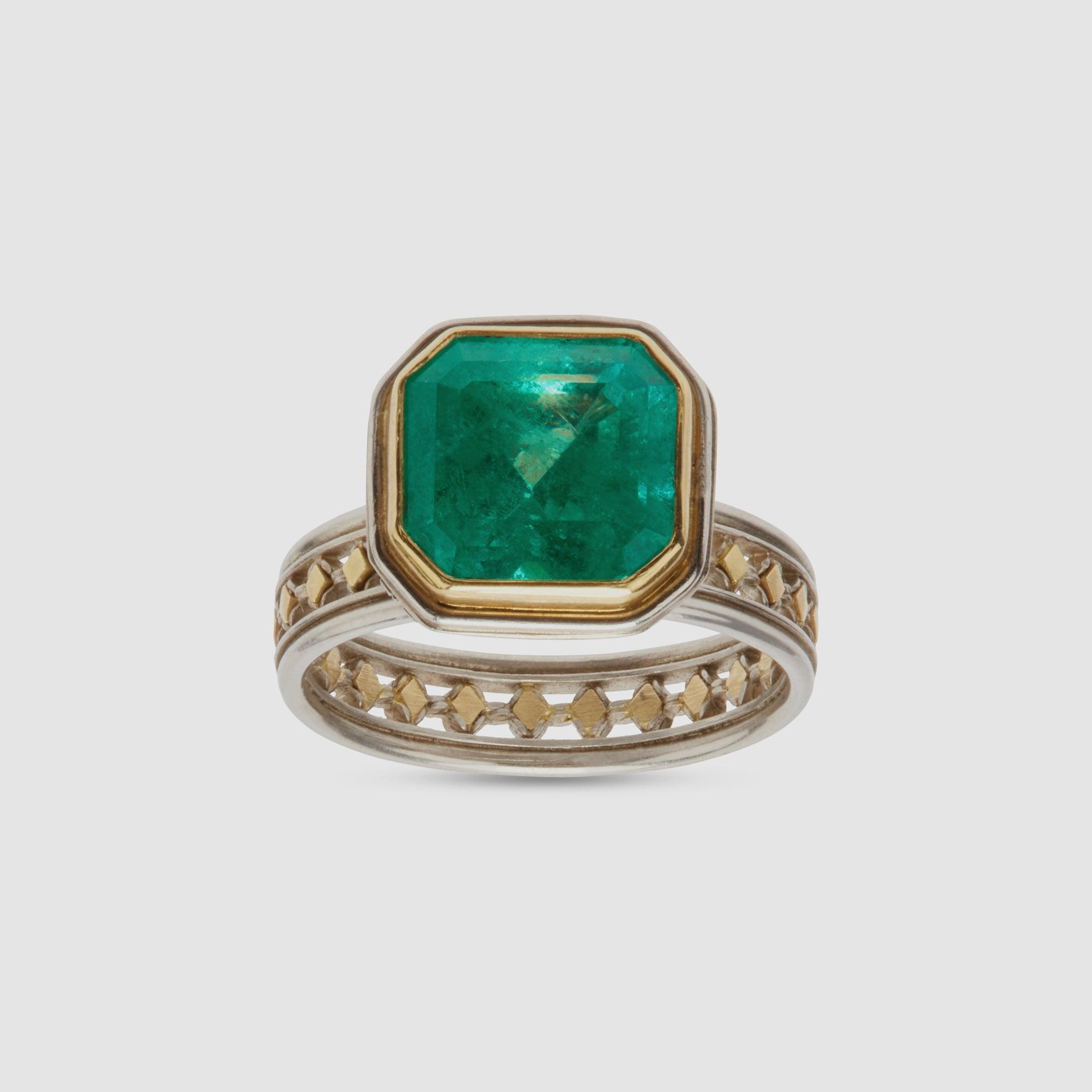 NIKOLLE RADI - Emerald & Platinum Ring by NIKOLLE RADI