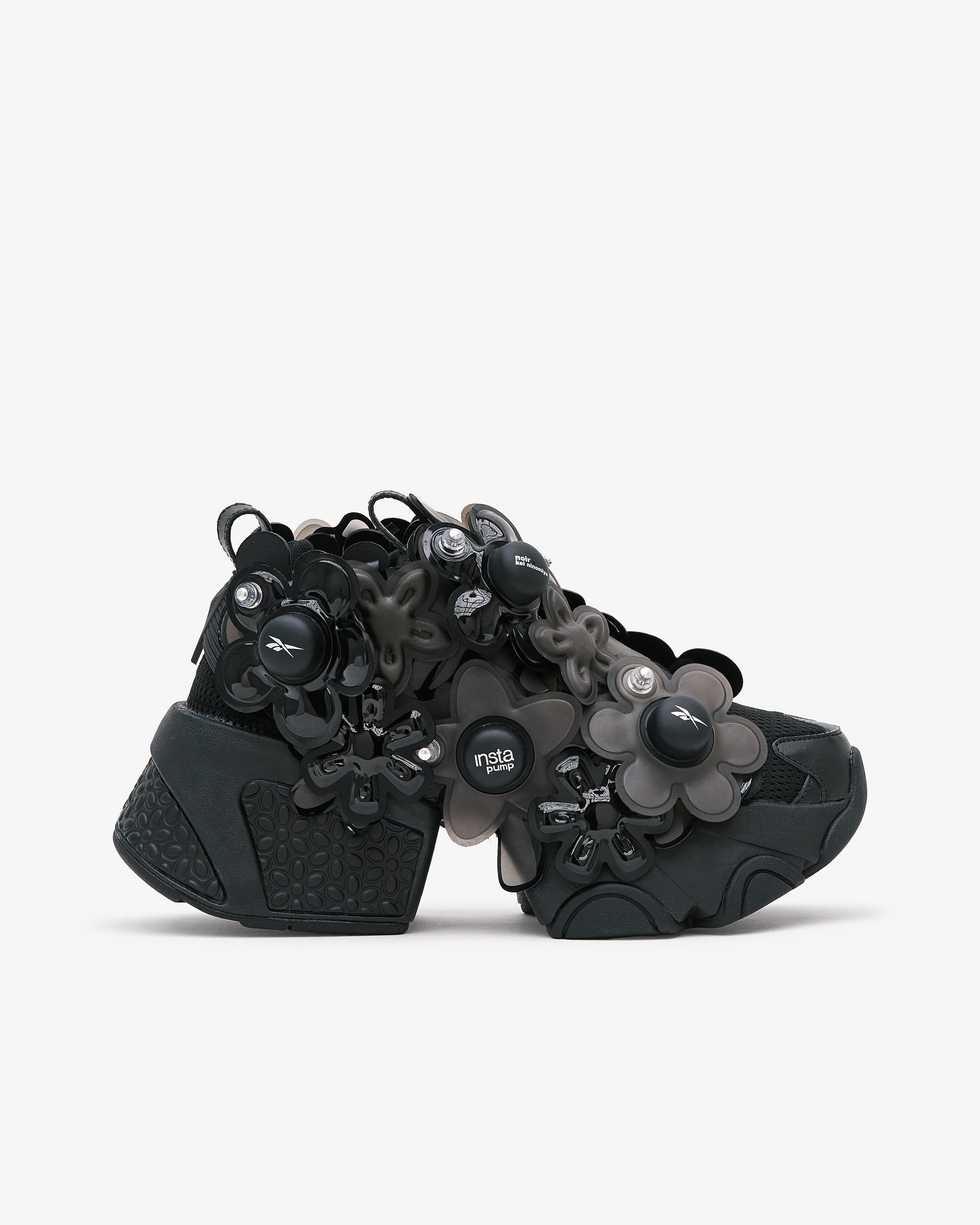 Noir Kei Ninomiya - Reebok Unisex Pumpumpump - (Black) by NOIR KEI 