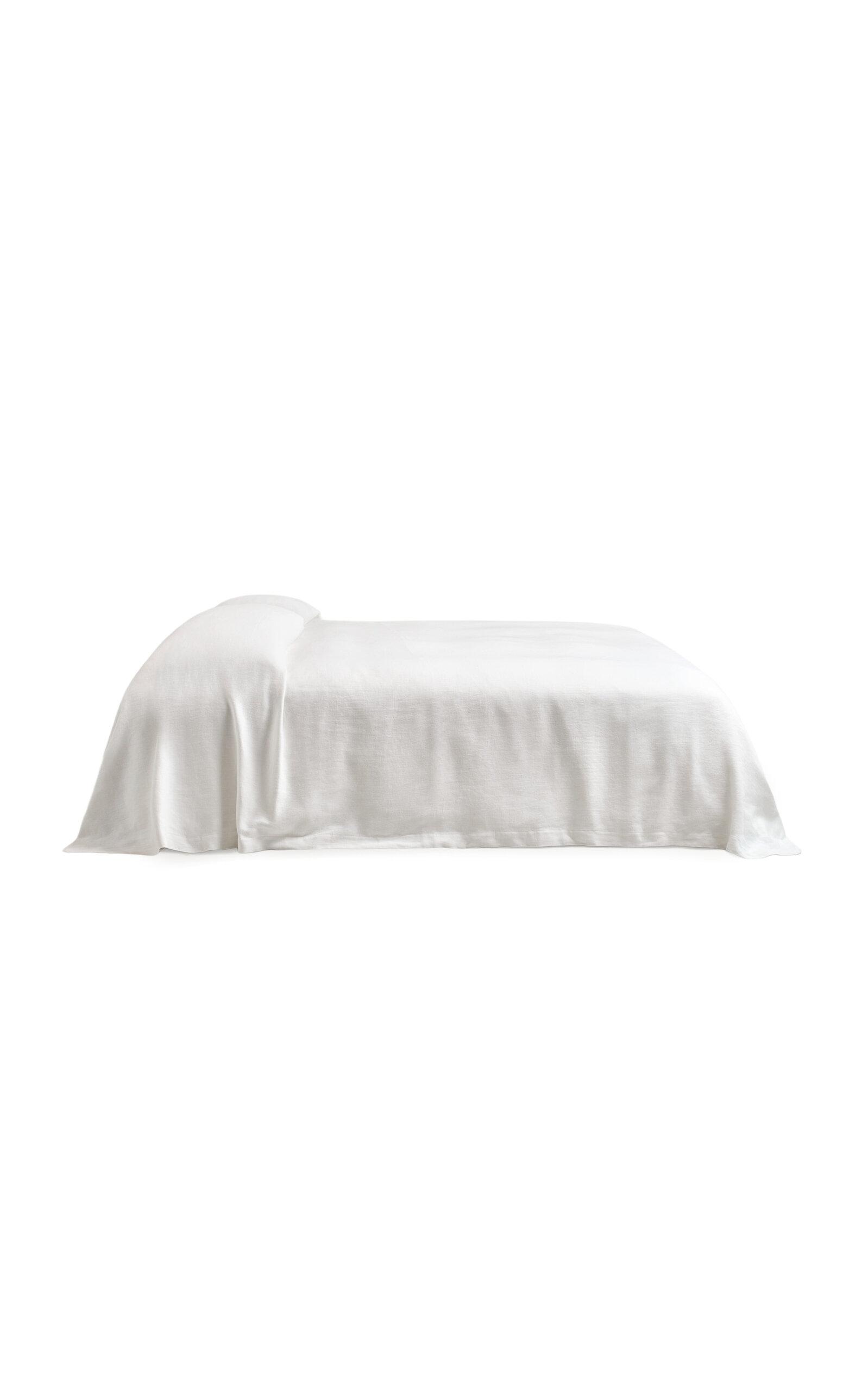 Nordic Knots - Exclusive Studio Linen Bedspread - White - Moda Operandi by NORDIC KNOTS