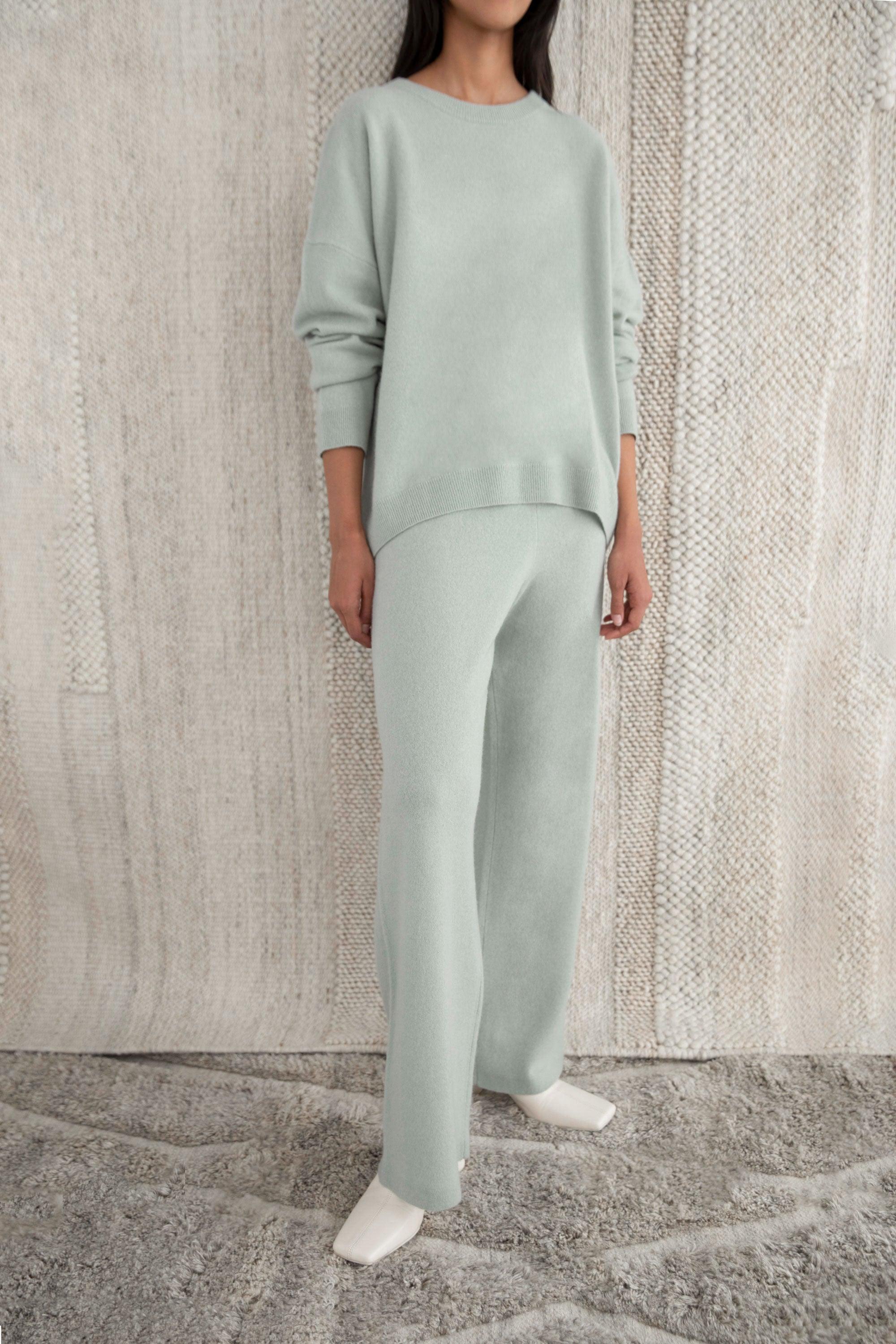 100% CASHMERE CREWNECK SWEATER by OAK + FORT