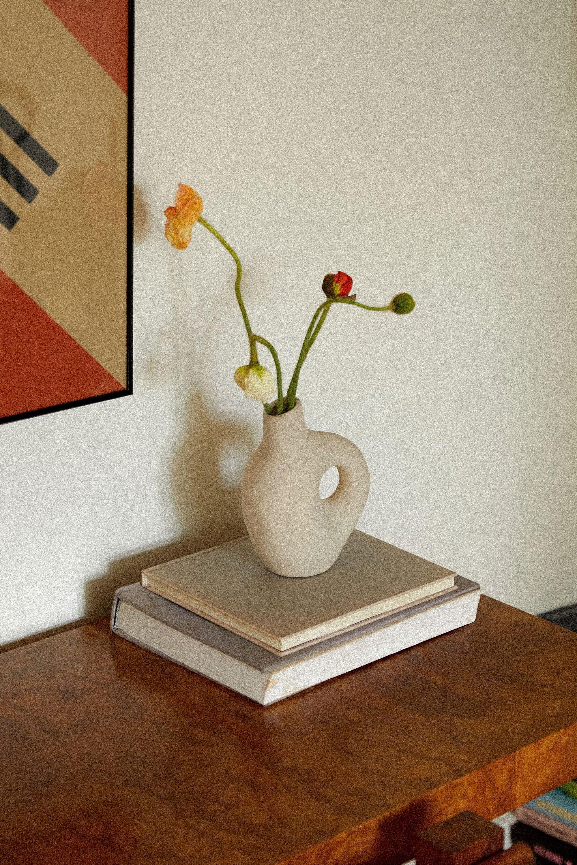 ABSTRACT CERAMIC VASE by OAK + FORT