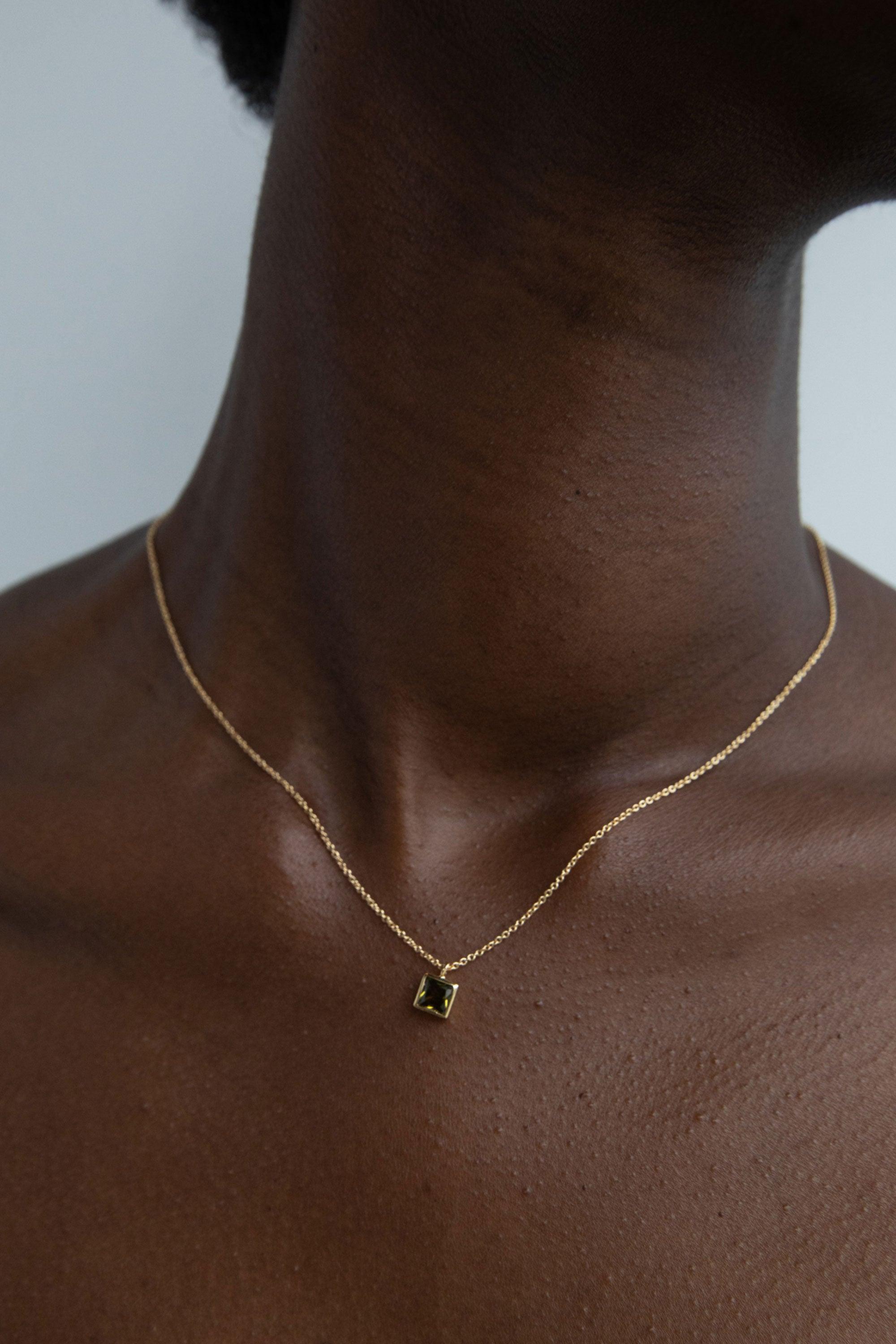 CABLE CHAIN NECKLACE WITH GEM by OAK + FORT