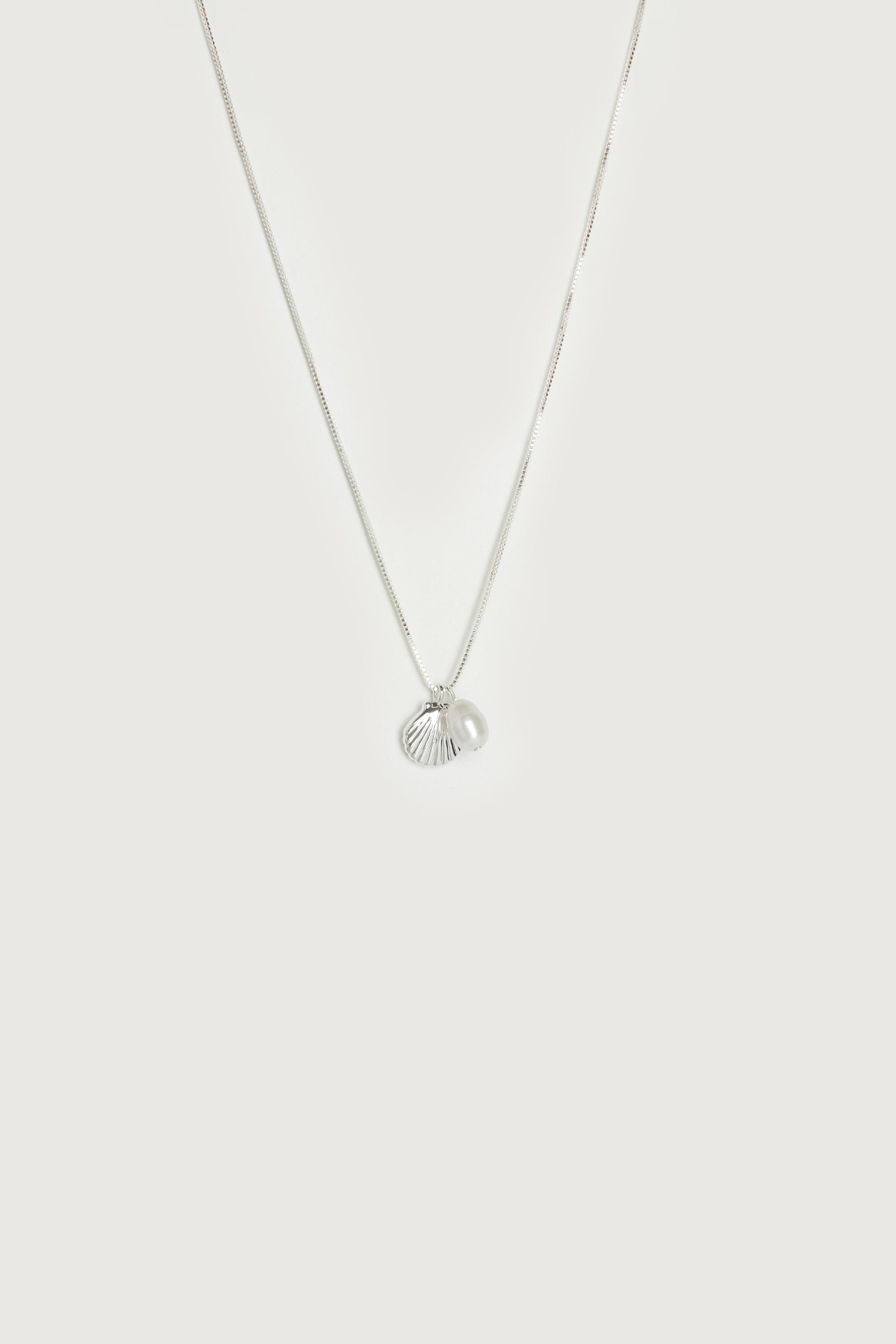 CHARM & PEARL NECKLACE by OAK + FORT