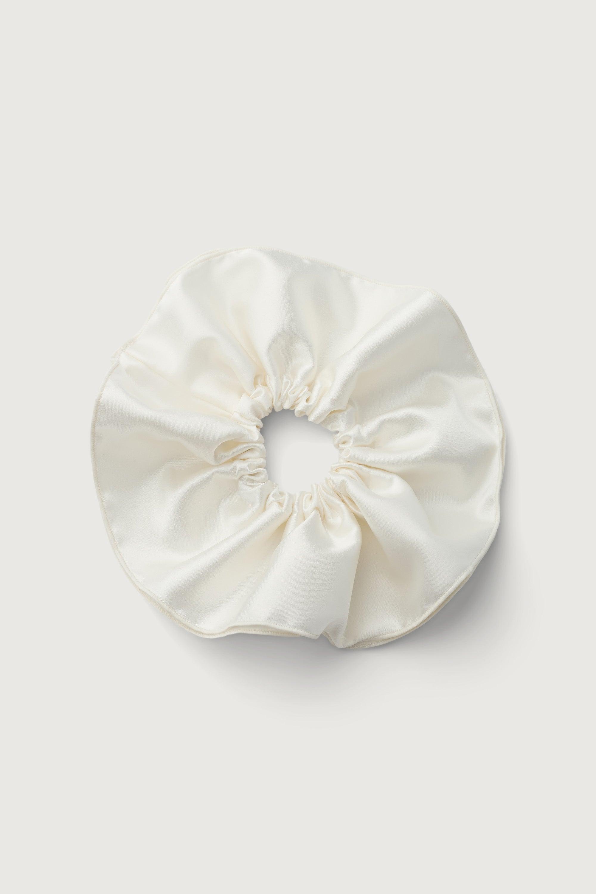 CLASSIC SCRUNCHIE by OAK + FORT