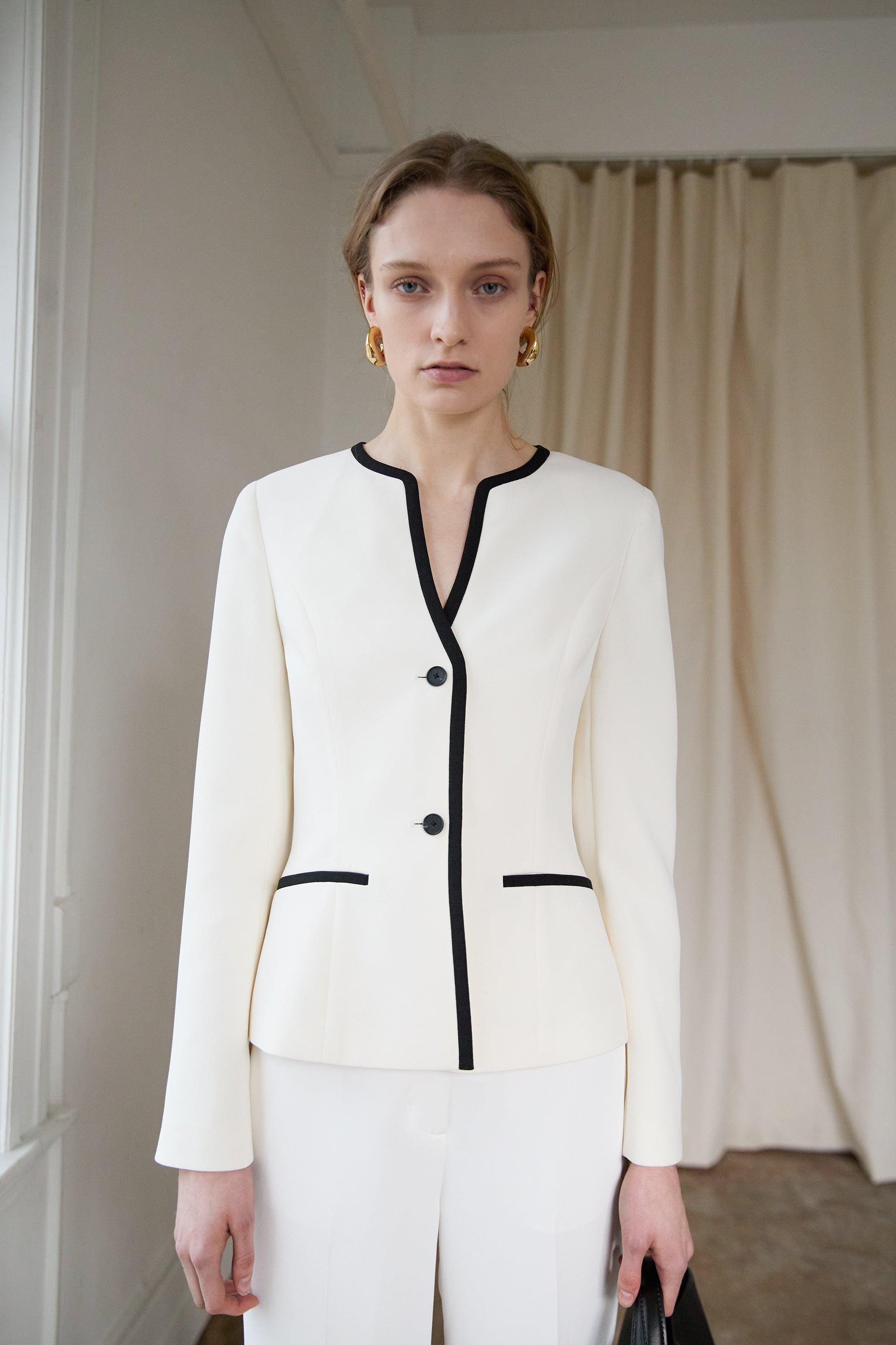 CONTRAST TRIM BUTTON FRONT COLLARLESS BLAZER by OAK + FORT
