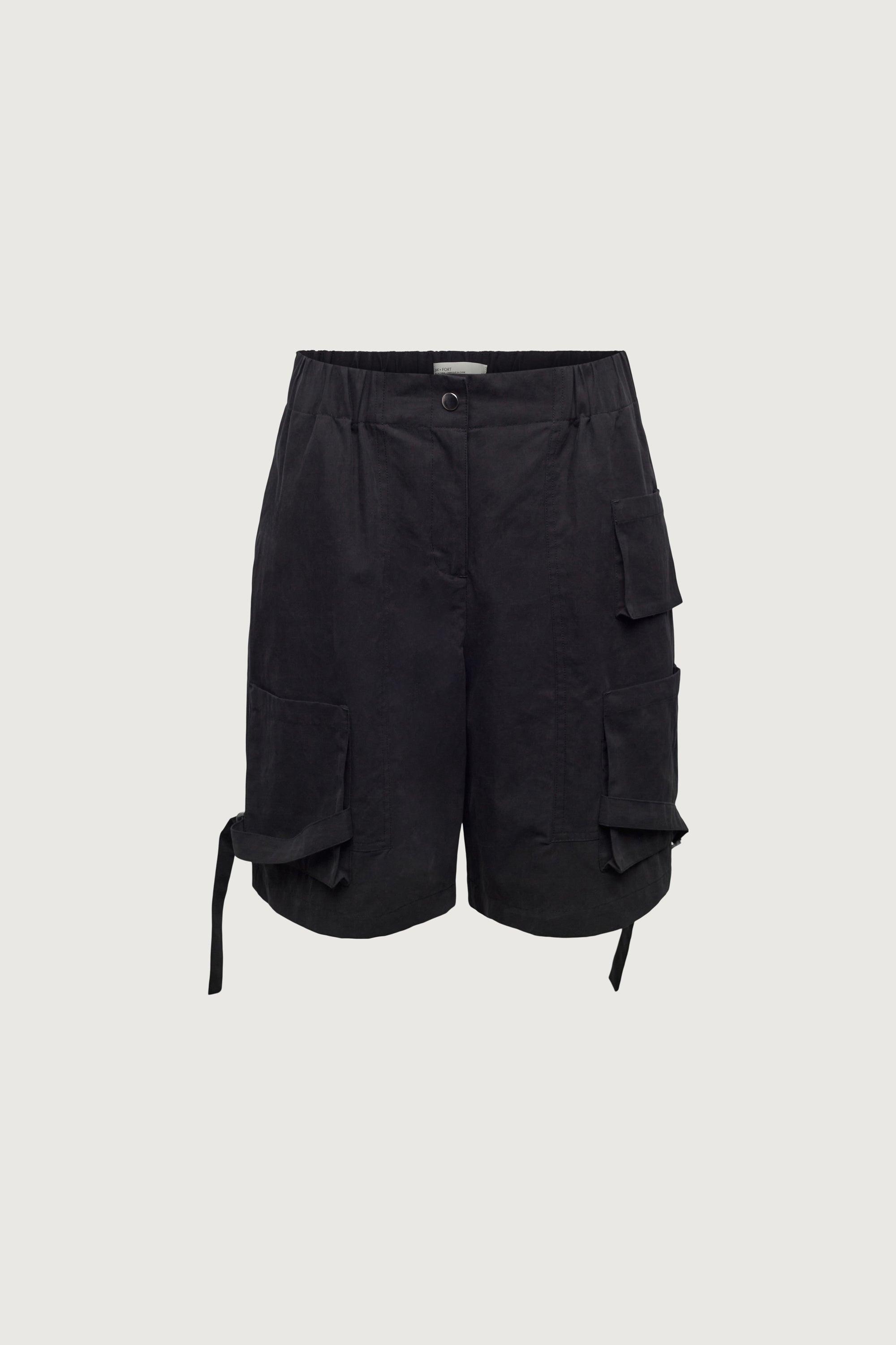 COTTON NYLON TWILL CARGO SHORT by OAK + FORT