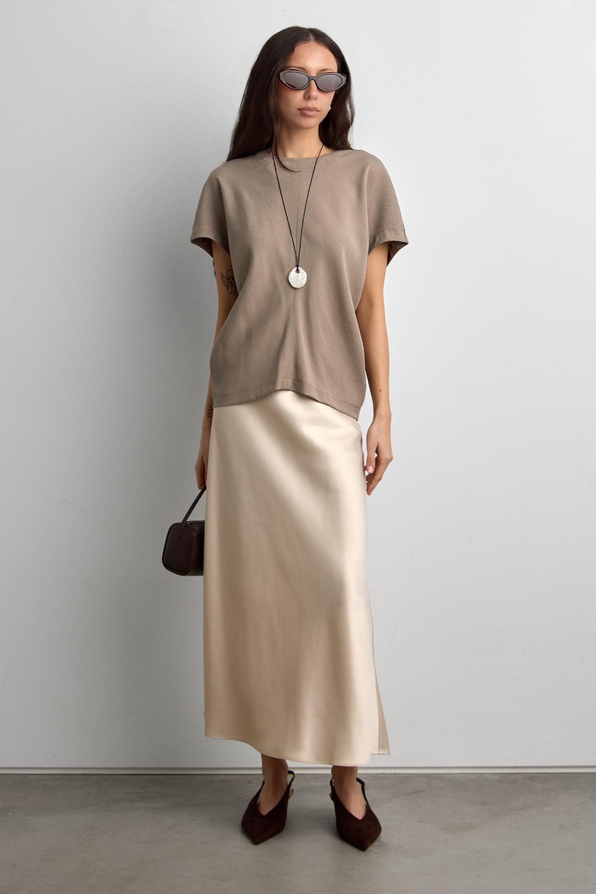 CRINKLED RAYON SHORT SLEEVE TOP by OAK + FORT