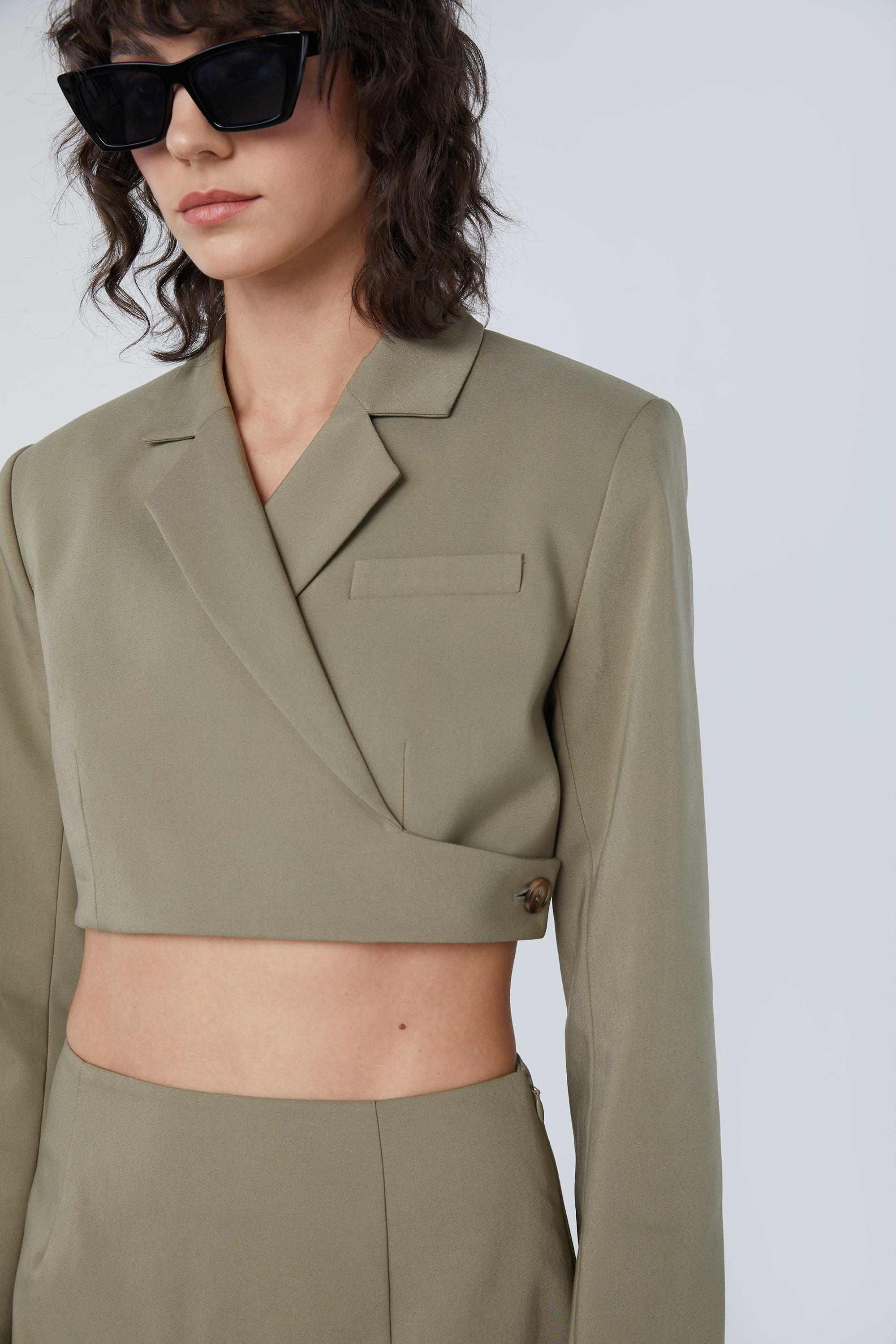 CROPPED CROSS BACK BLAZER by OAK + FORT