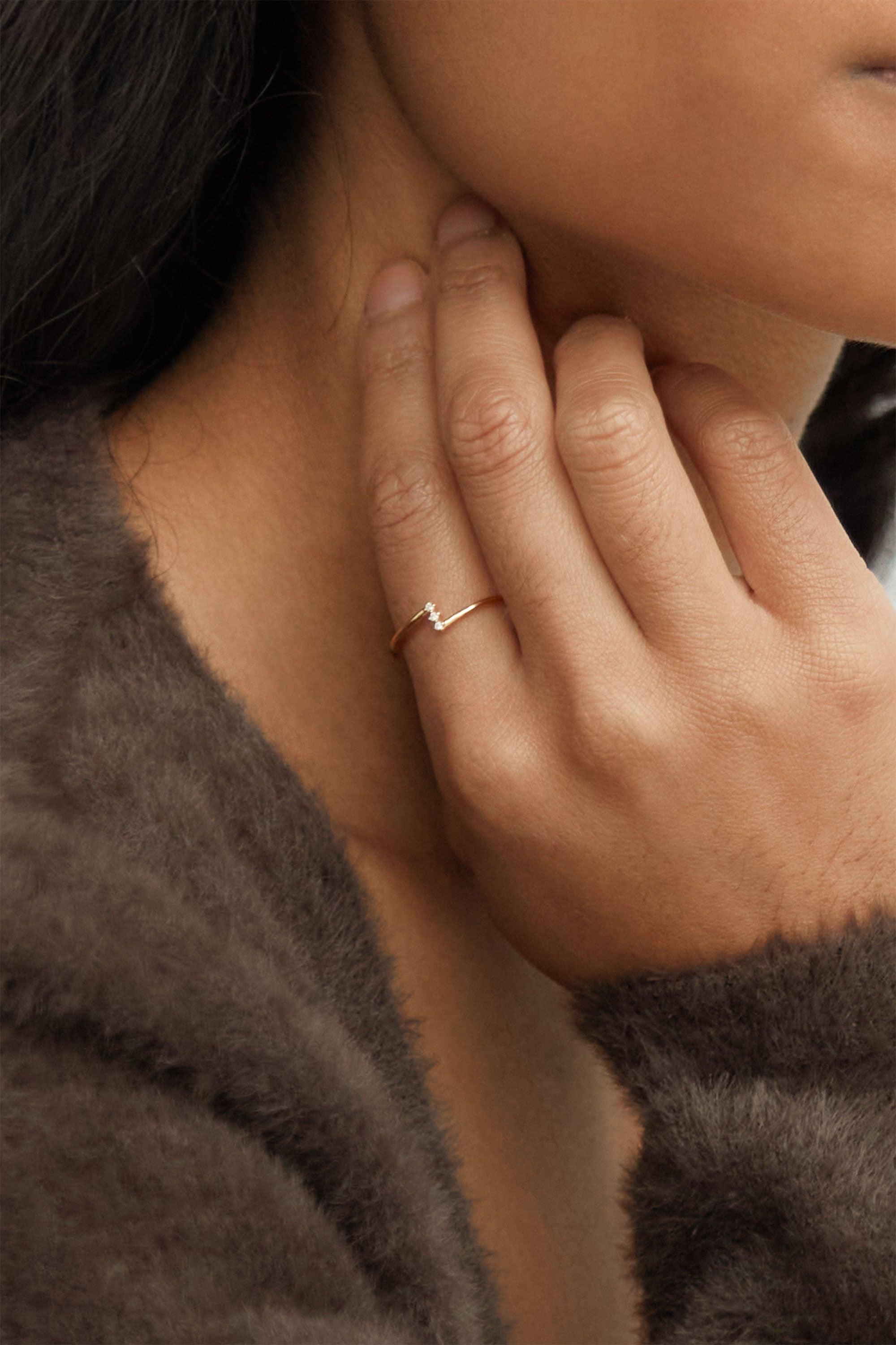 CROSS OVER RING by OAK + FORT